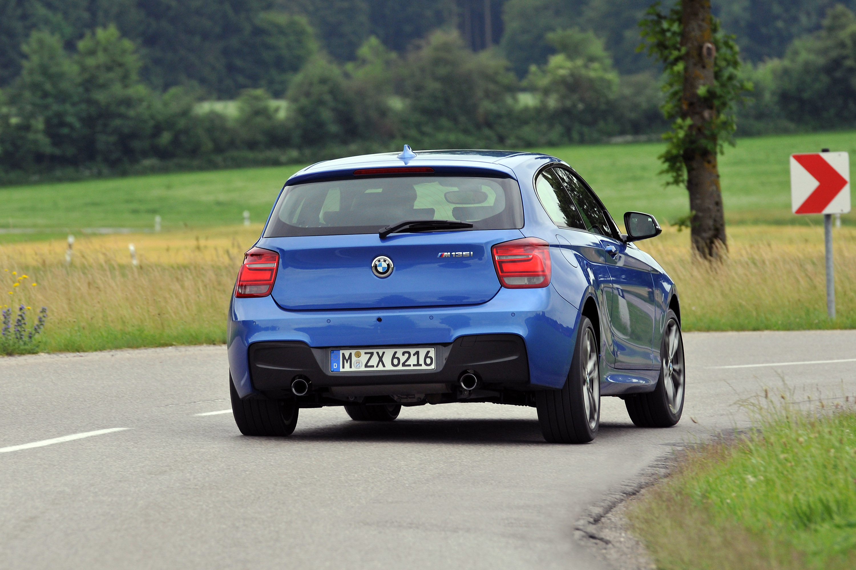 BMW 1-Series 3-Door photo #75