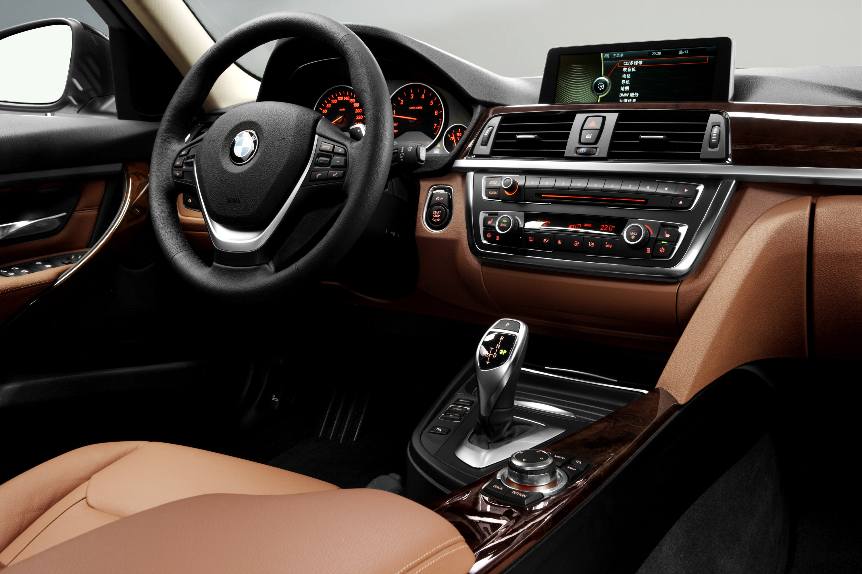 BMW 3 Series Li photo #20