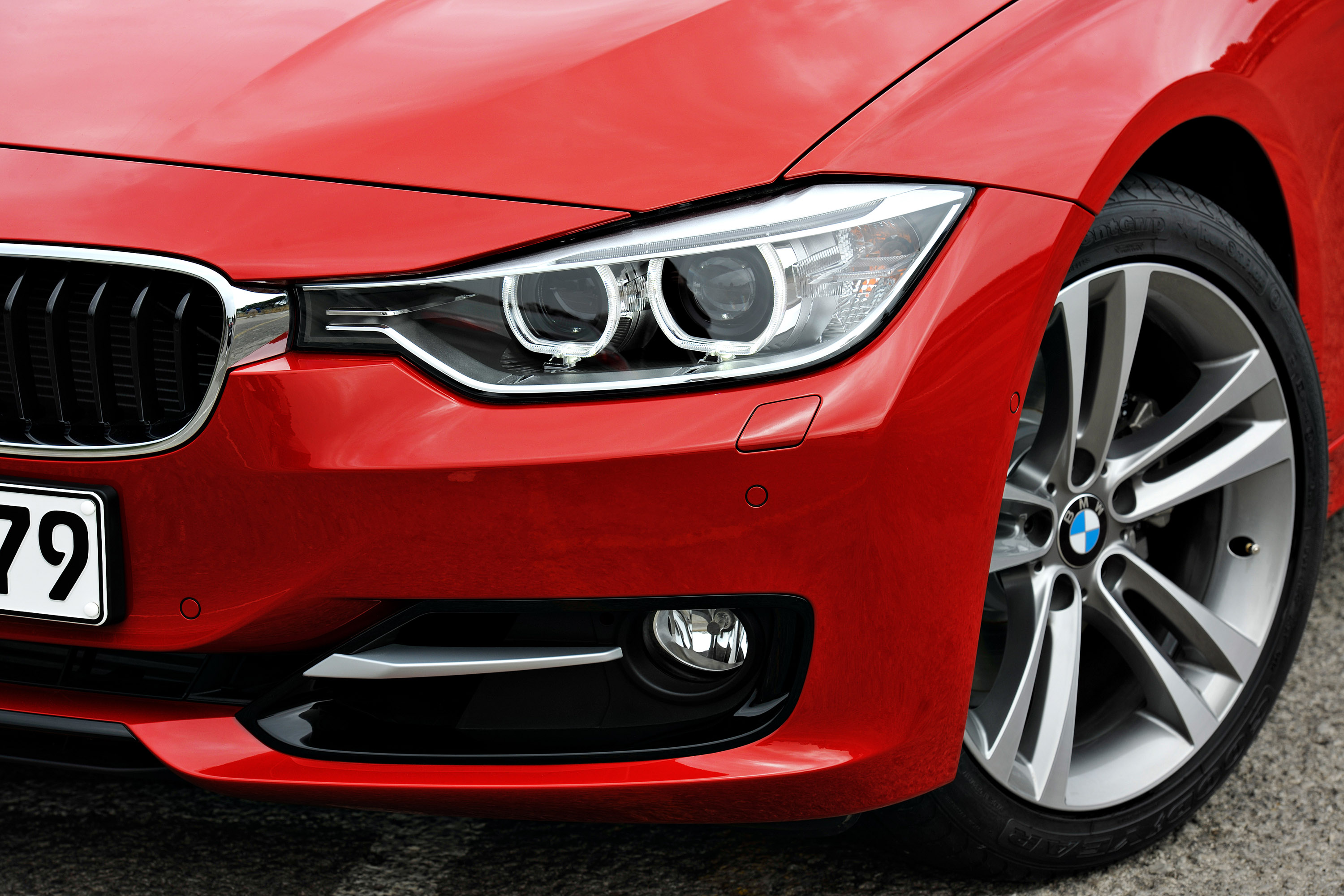 BMW 3-Series Touring photo #19