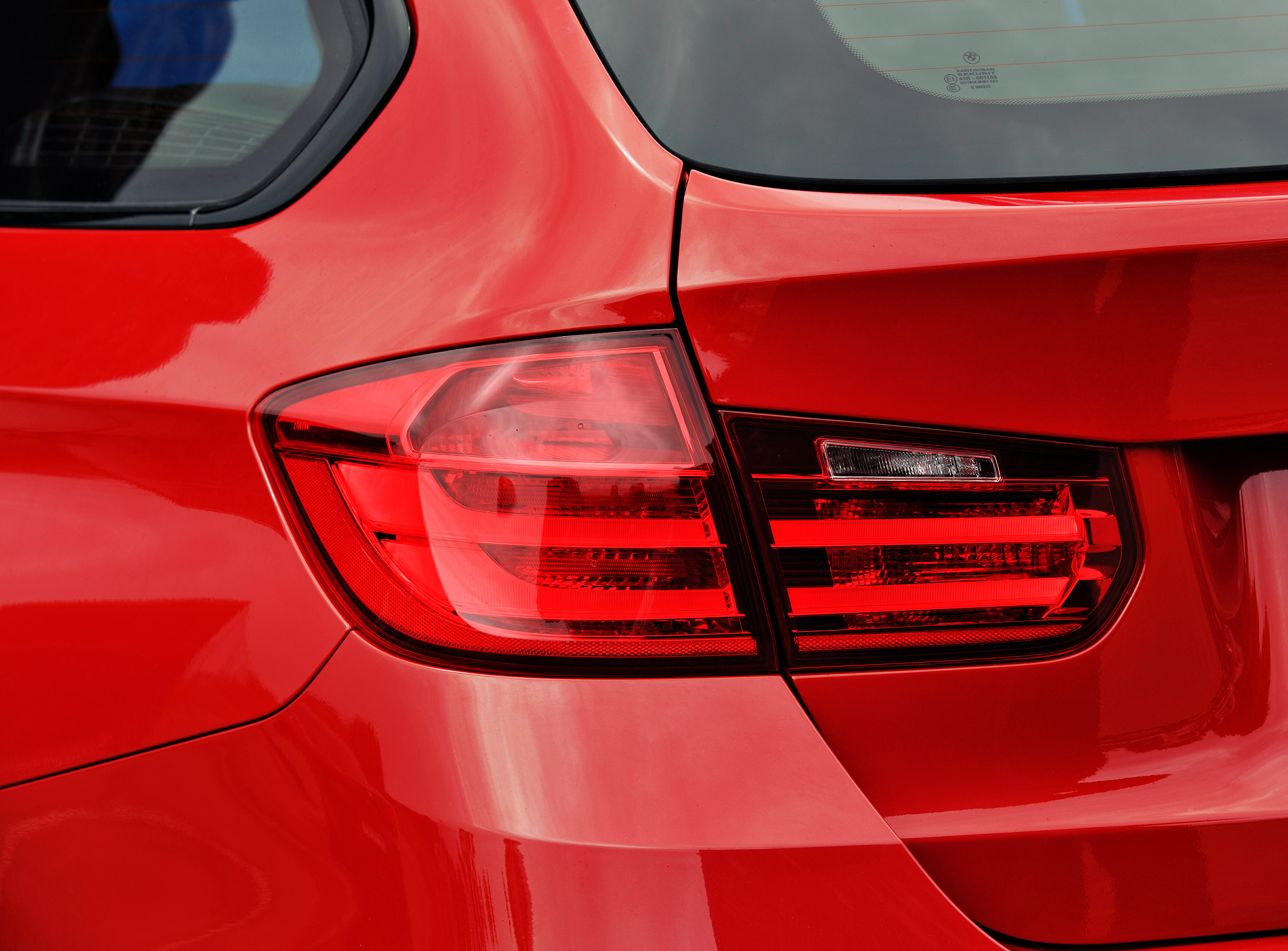 BMW 3-Series Touring photo #59