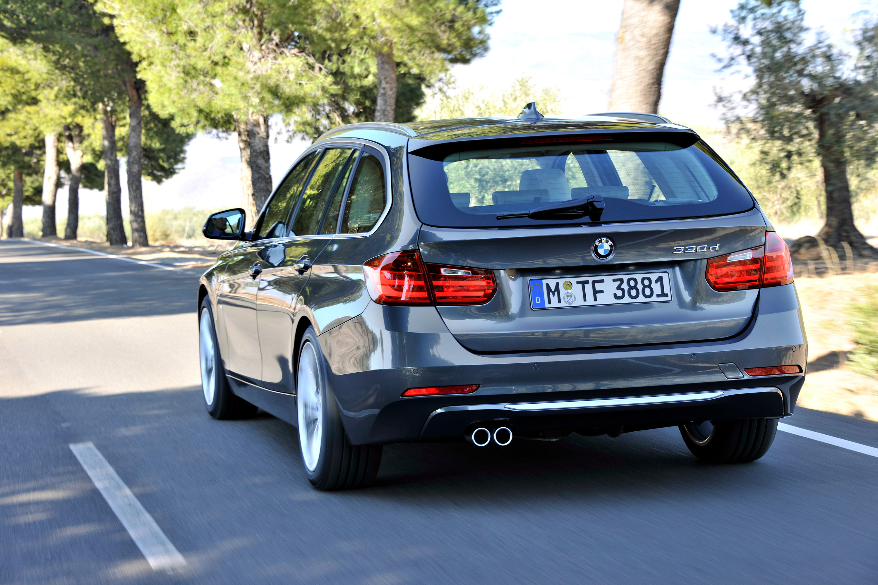 BMW 3-Series Touring photo #62