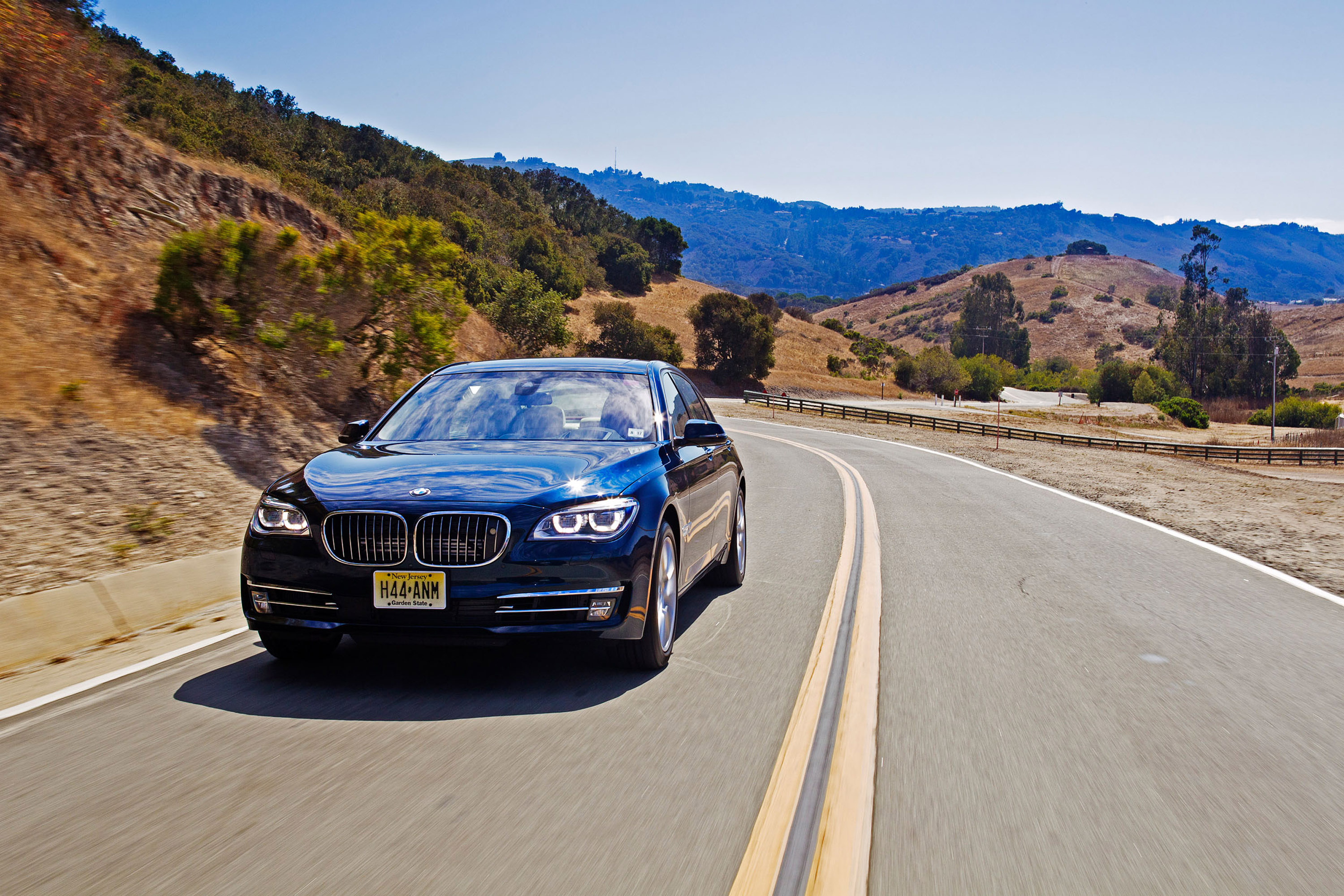 BMW 7-Series photo #42