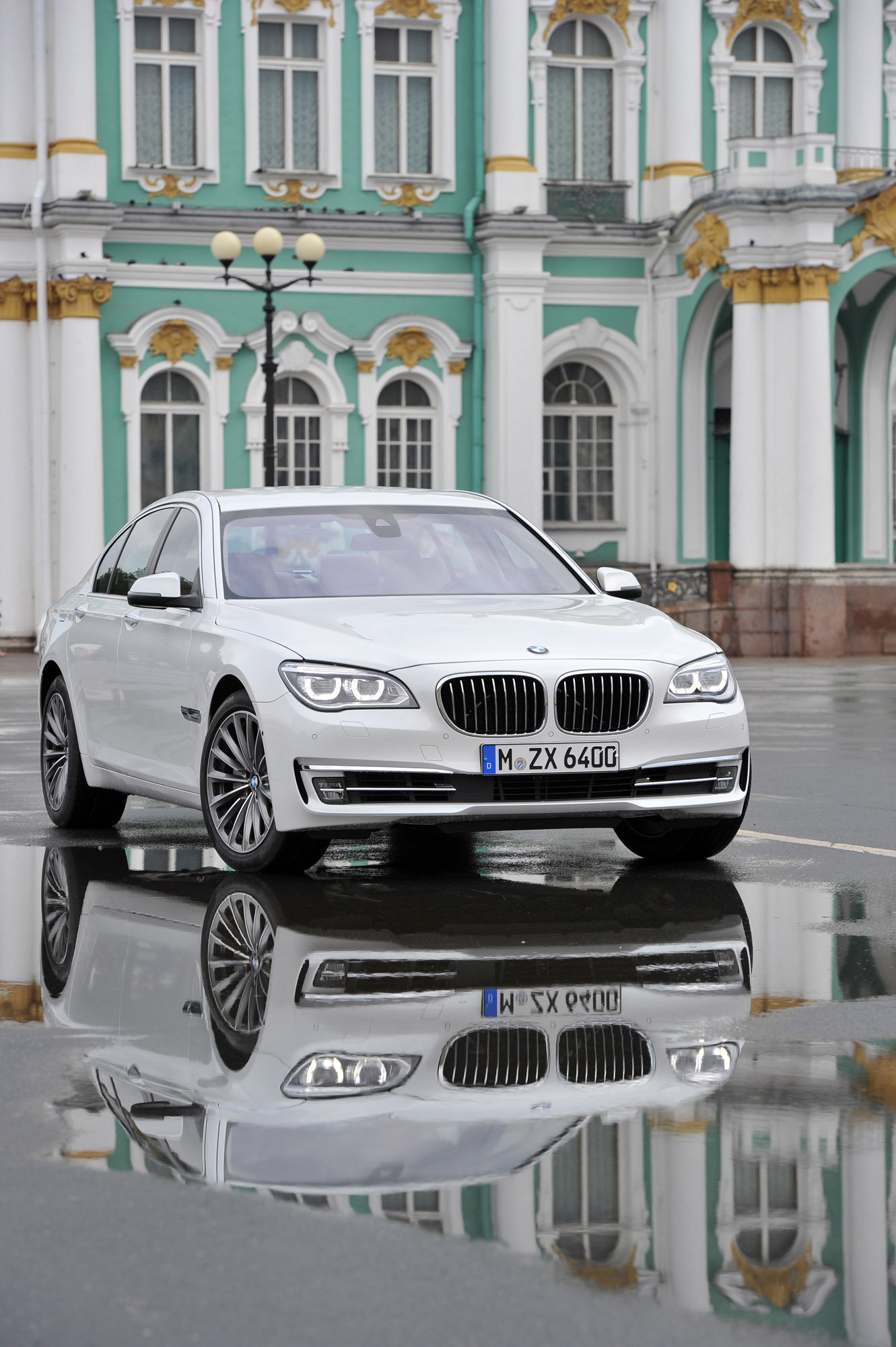 BMW 7-Series photo #45