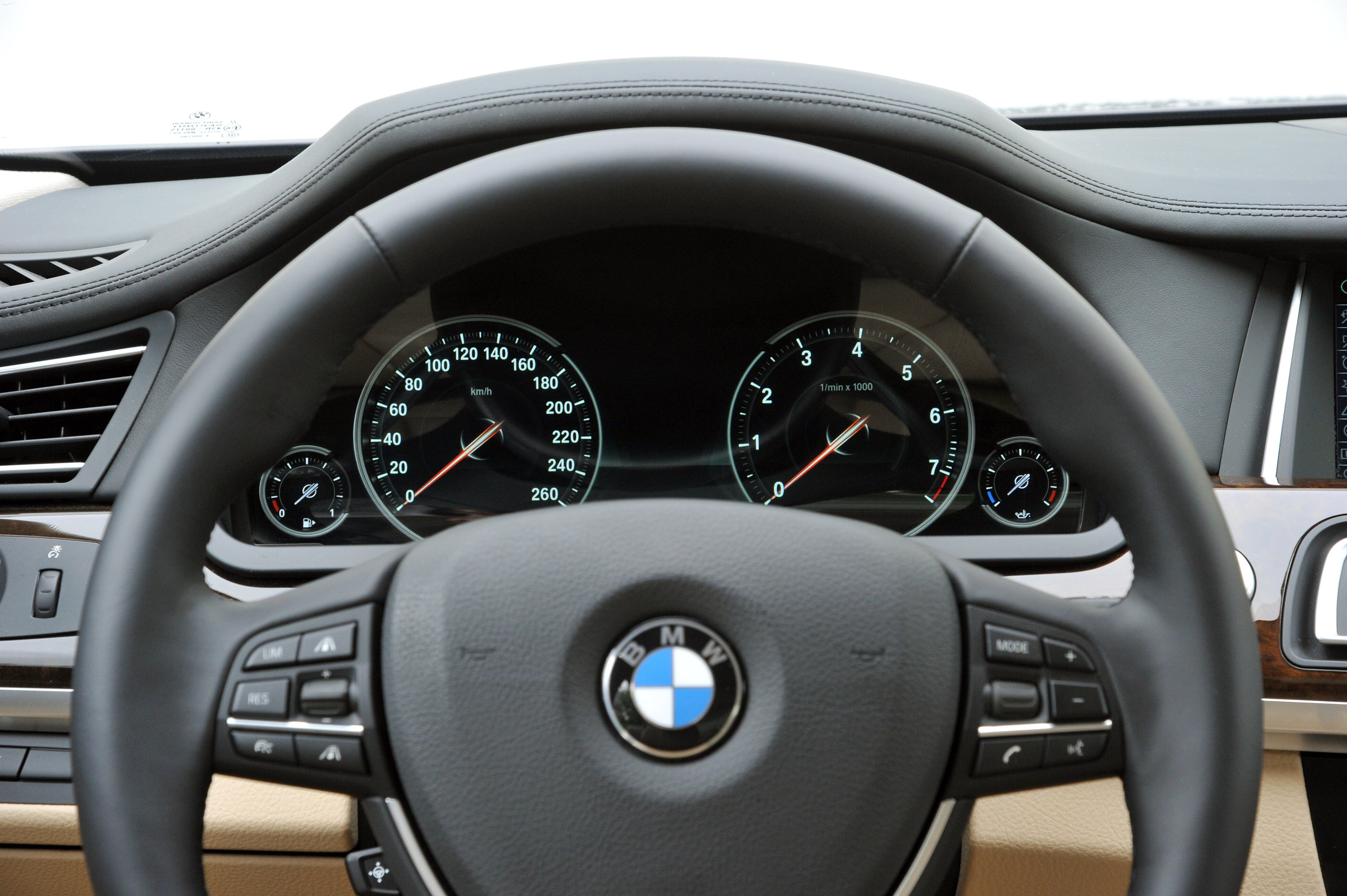 BMW 7-Series photo #63