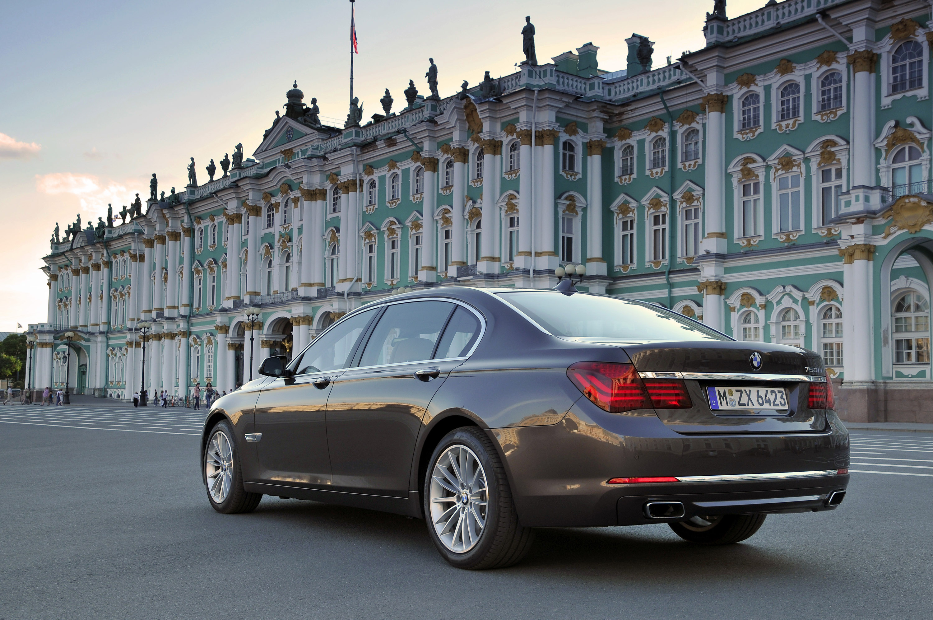 BMW 7-Series photo #83