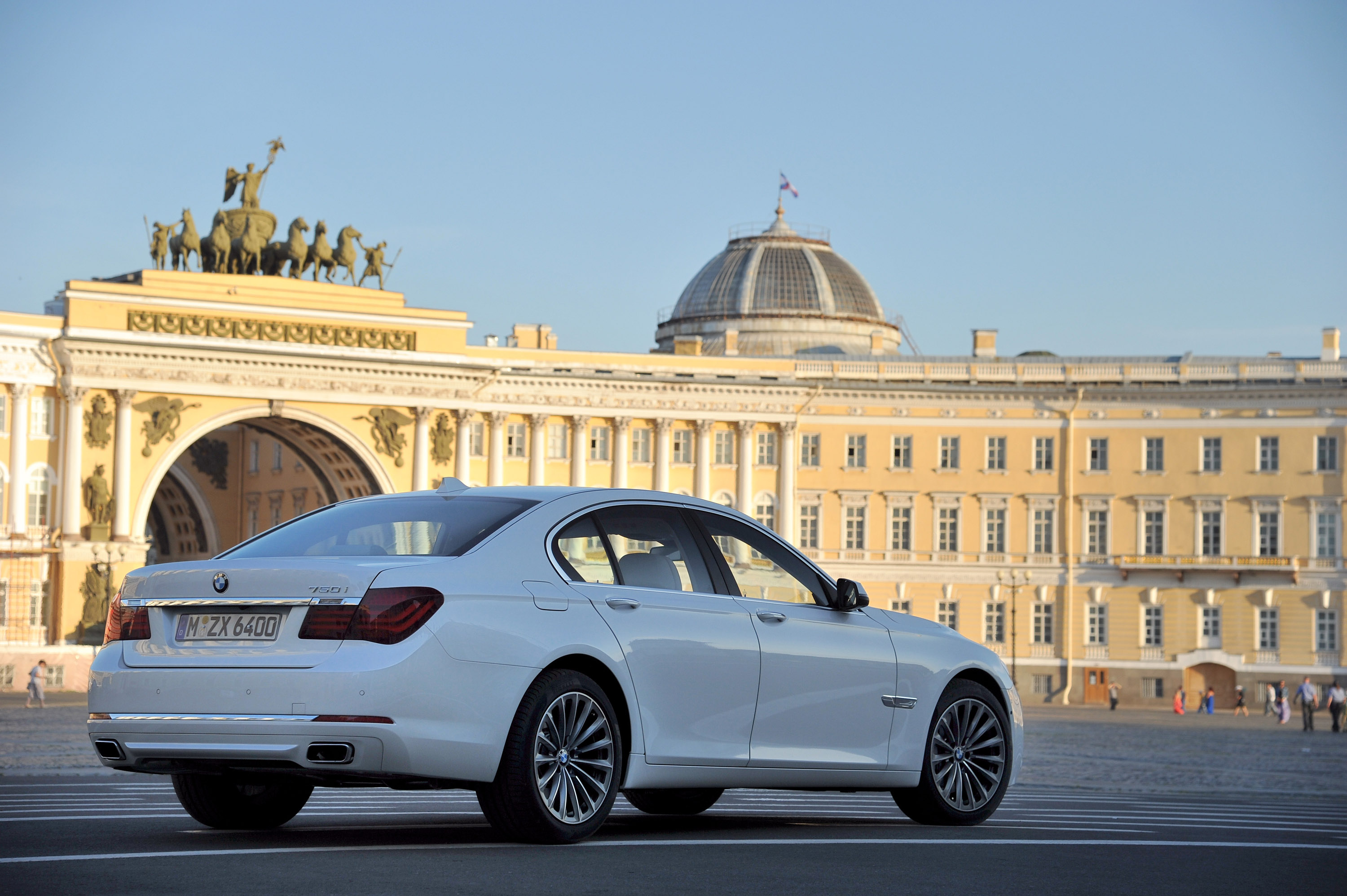 BMW 7-Series photo #86