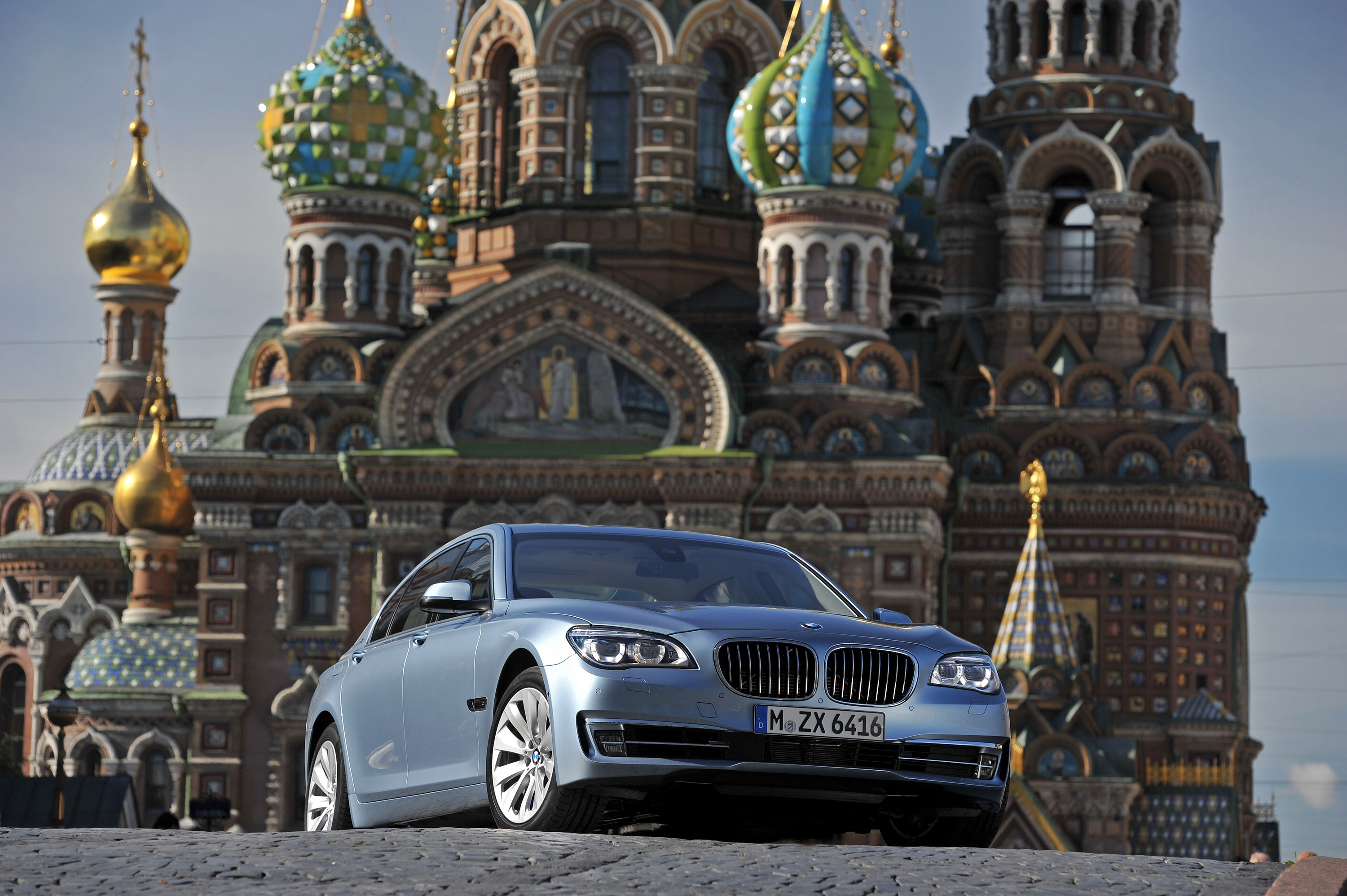 BMW ActiveHybrid 7 photo #3