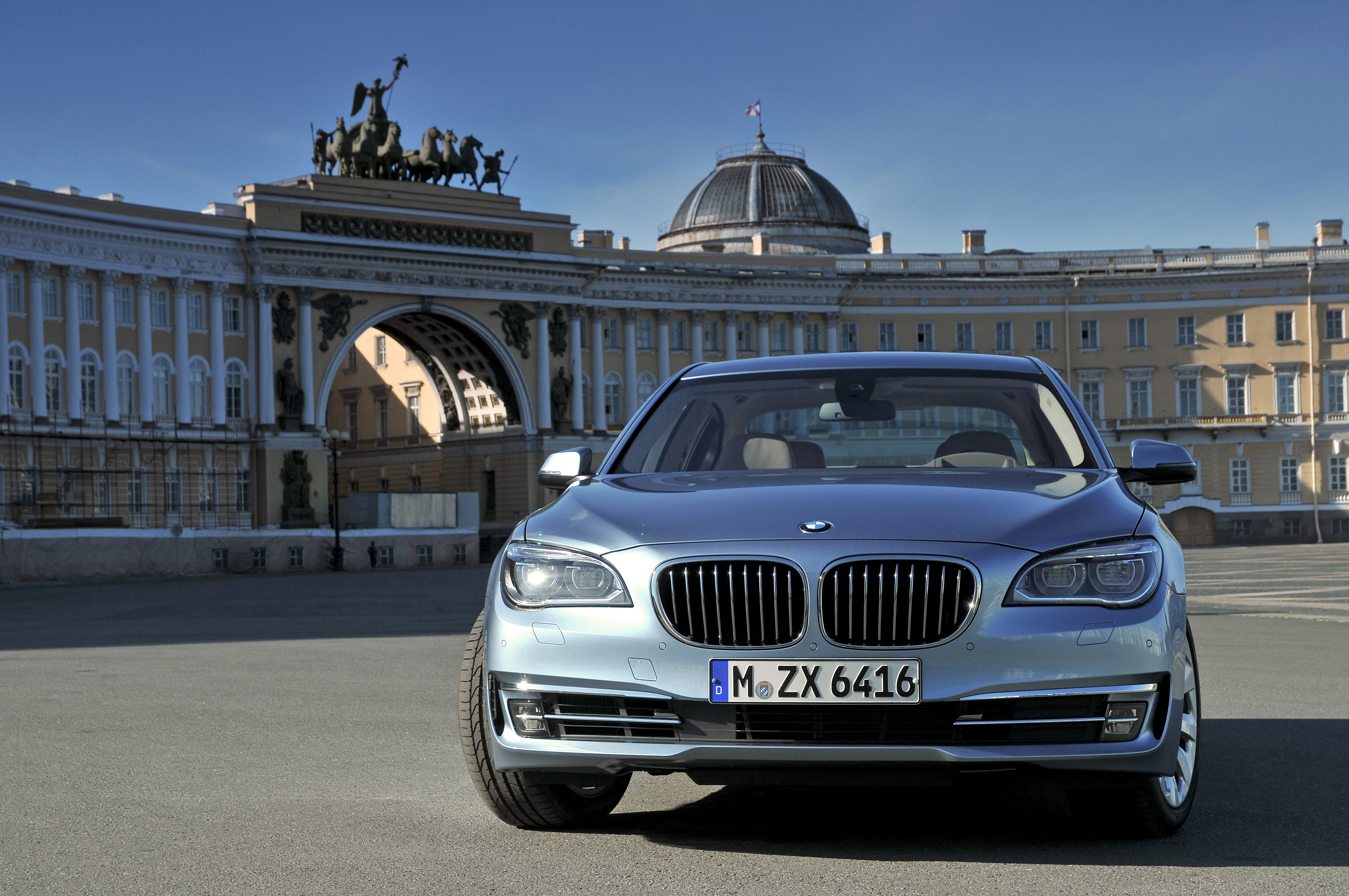 BMW ActiveHybrid 7 photo #6