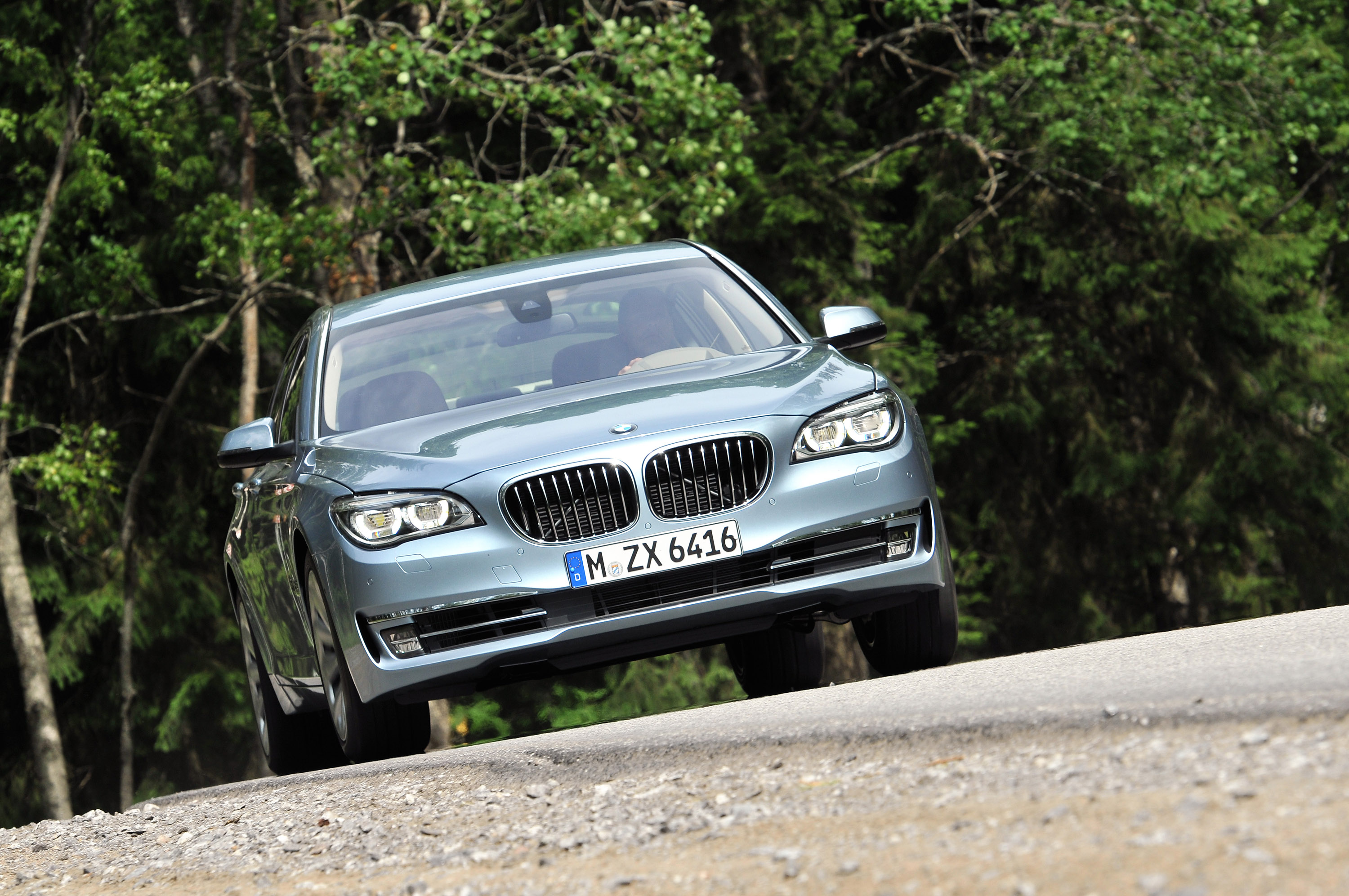 BMW ActiveHybrid 7 photo #7