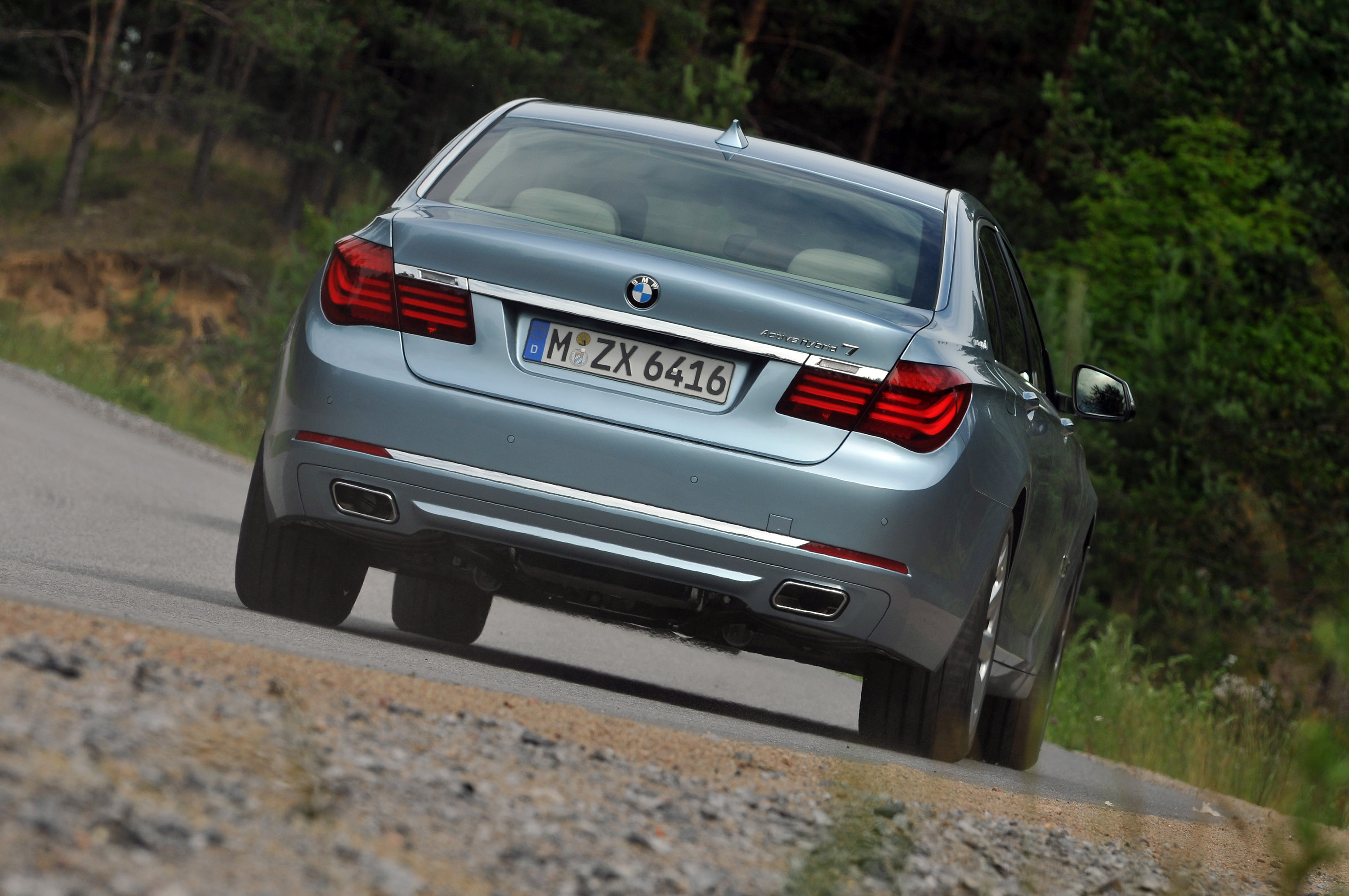 BMW ActiveHybrid 7 photo #27