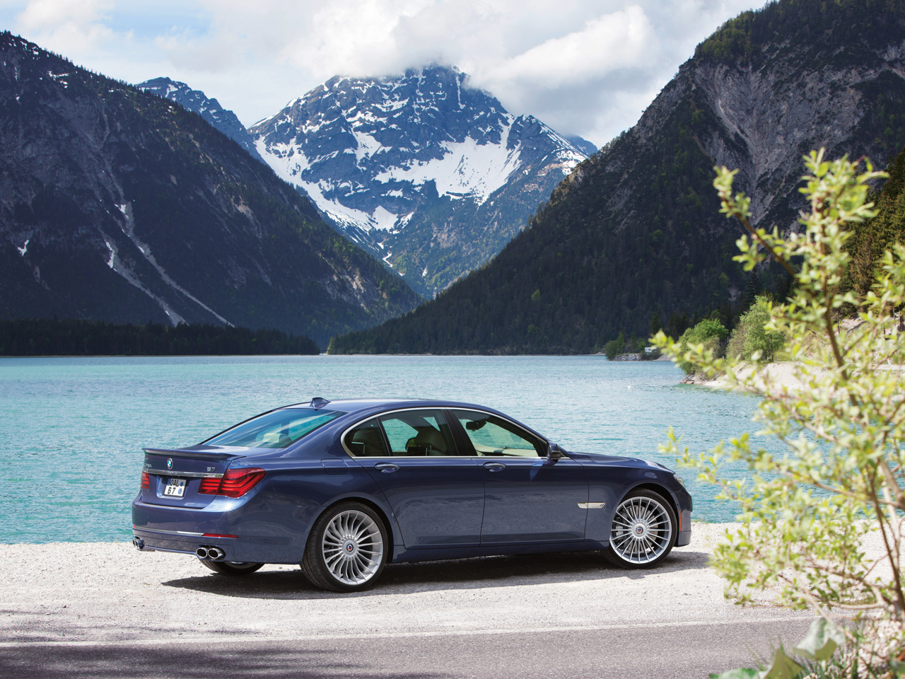 BMW Alpina B7 photo #38