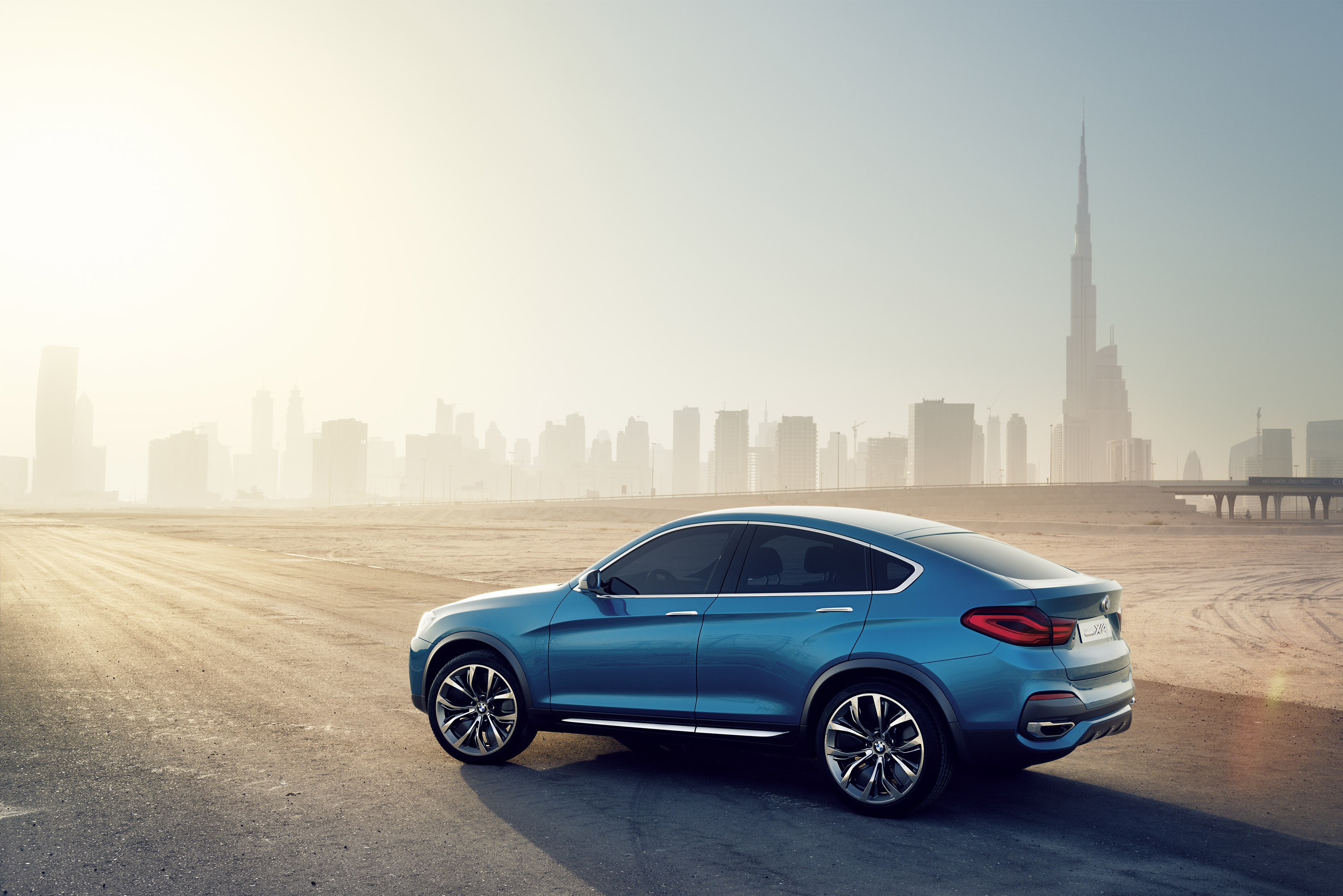 BMW Concept X4 photo #19
