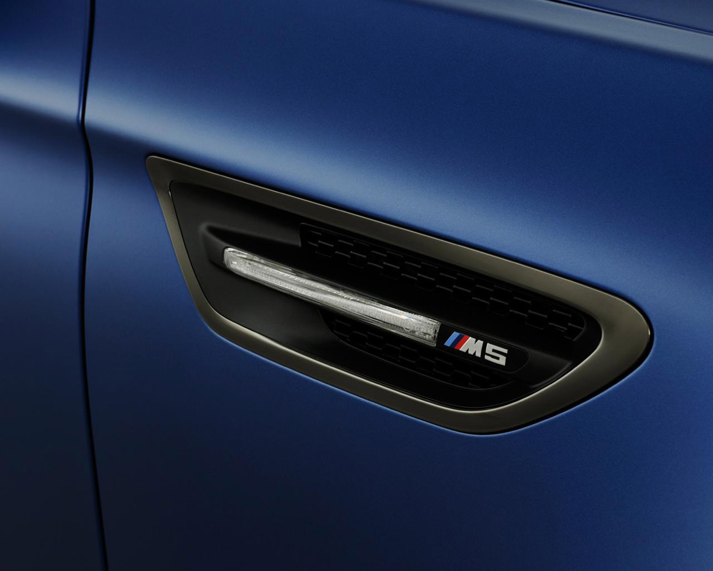 BMW M5 photo #58