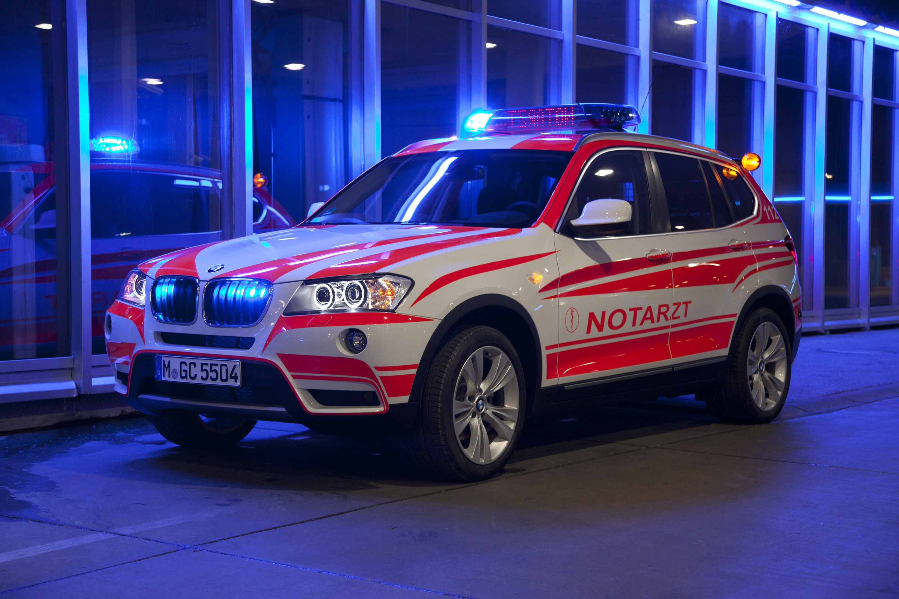 BMW RETTmobil Emergency Vehicle photo #1