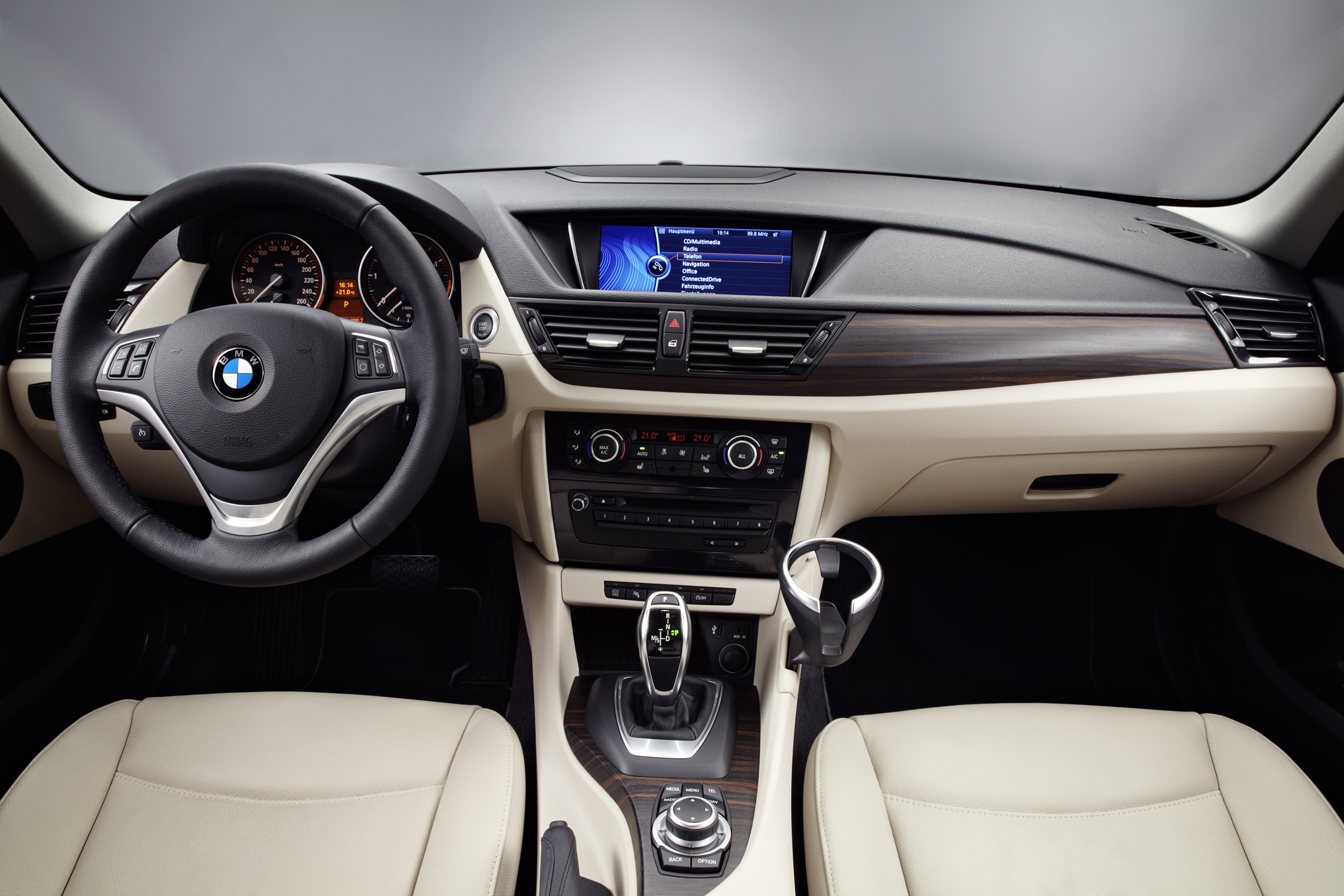 BMW X1 photo #84
