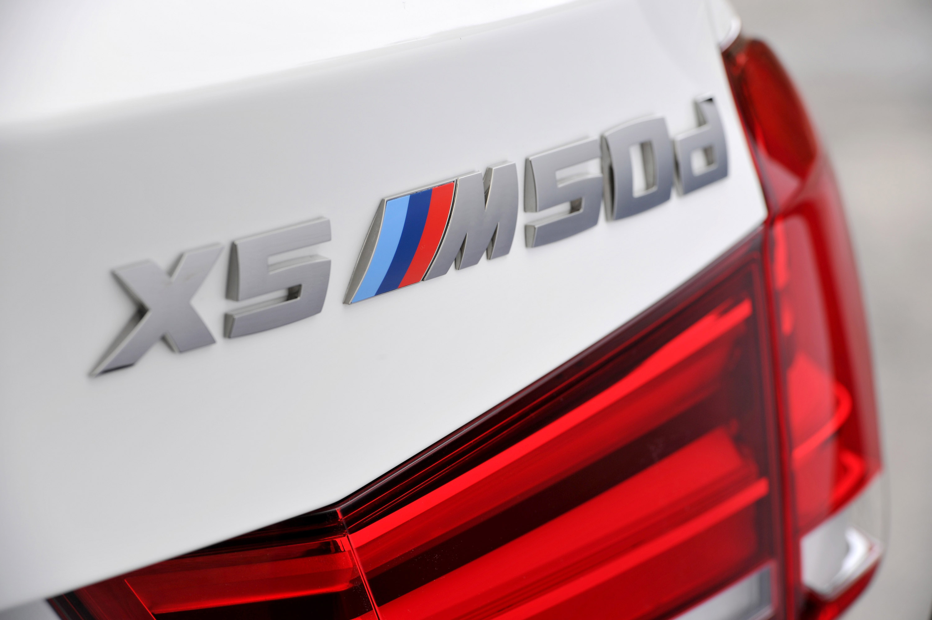 BMW X5 M50d photo #16