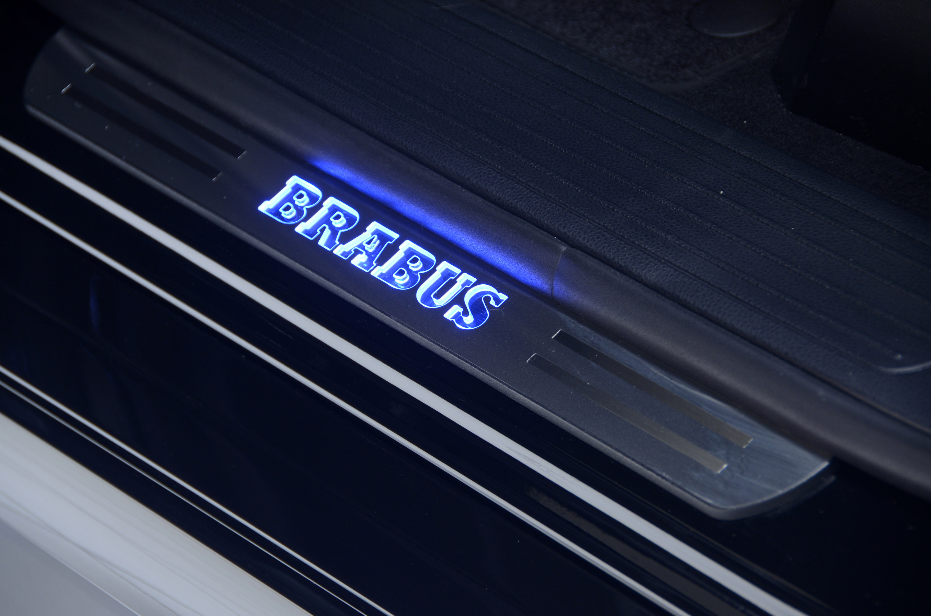 Brabus B63S-700 Widestar Mercedes-Benz ML 63 photo #26