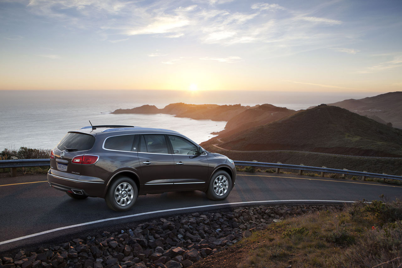 Buick Enclave photo #5