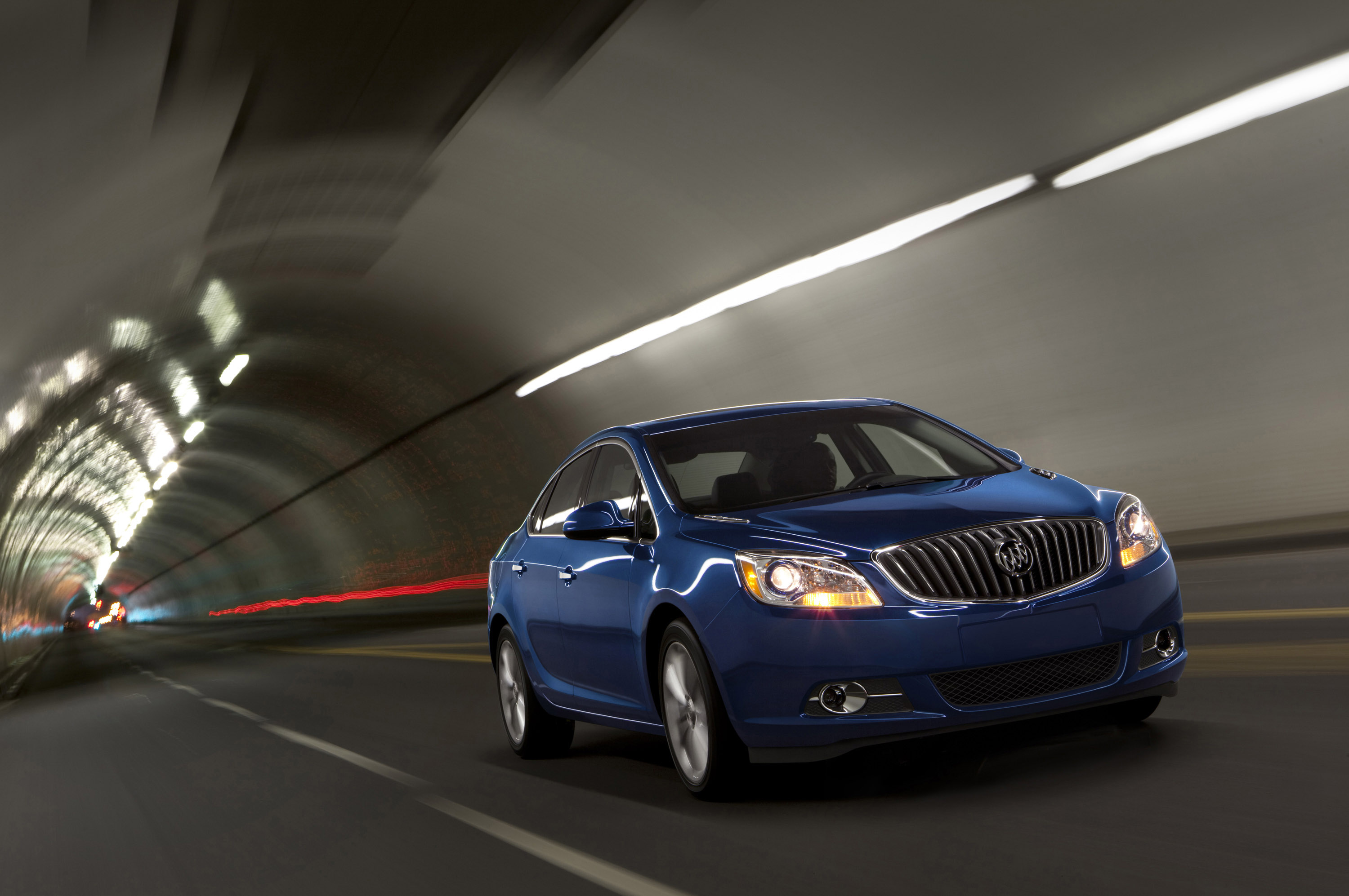 Buick Verano Turbo photo #3