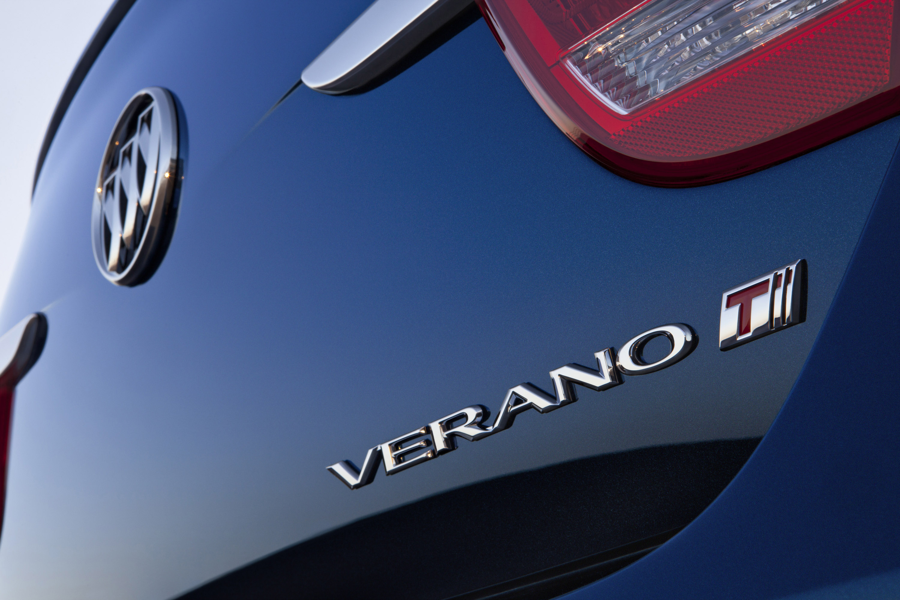 Buick Verano Turbo photo #18