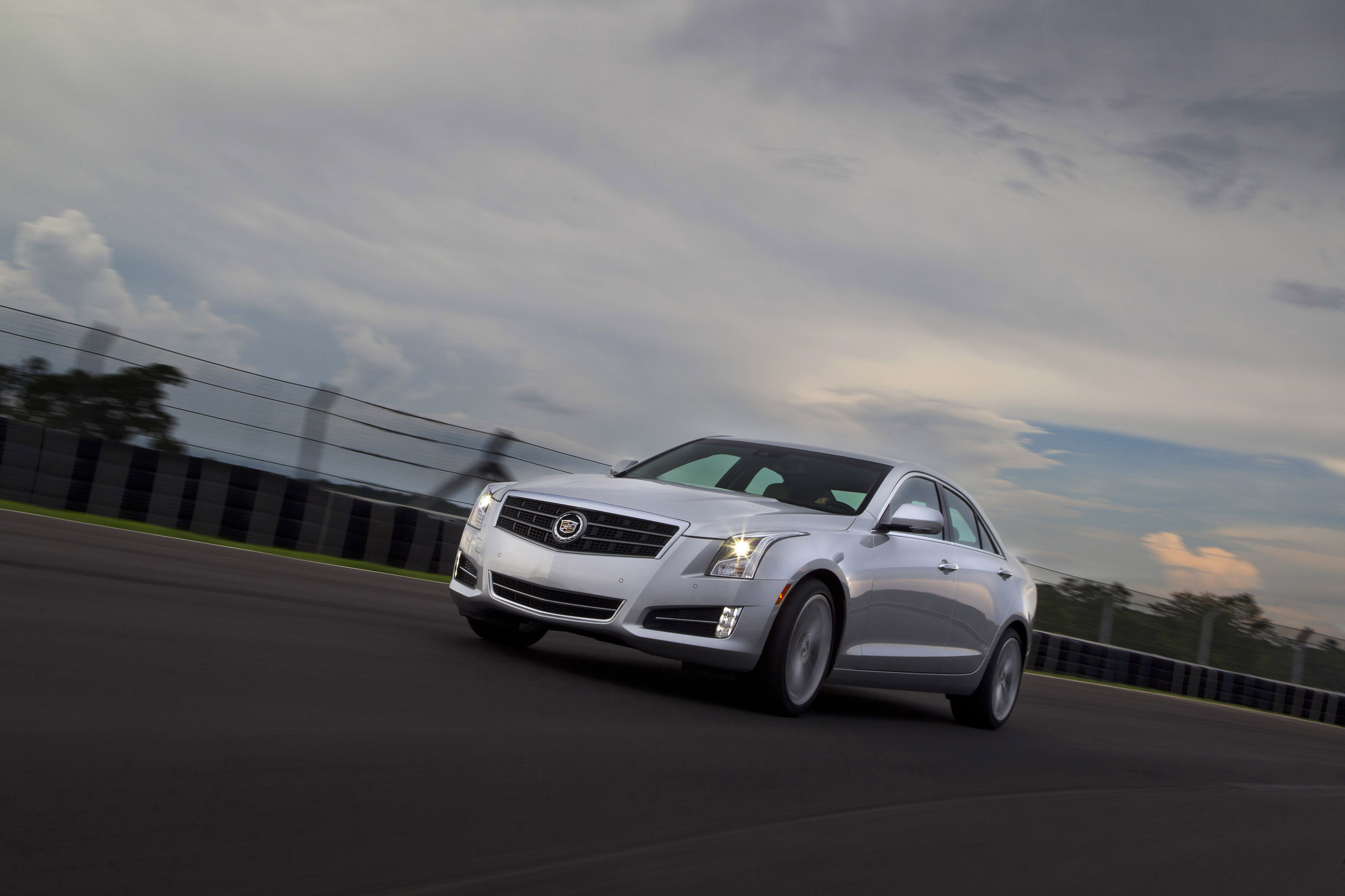 Cadillac ATS photo #18
