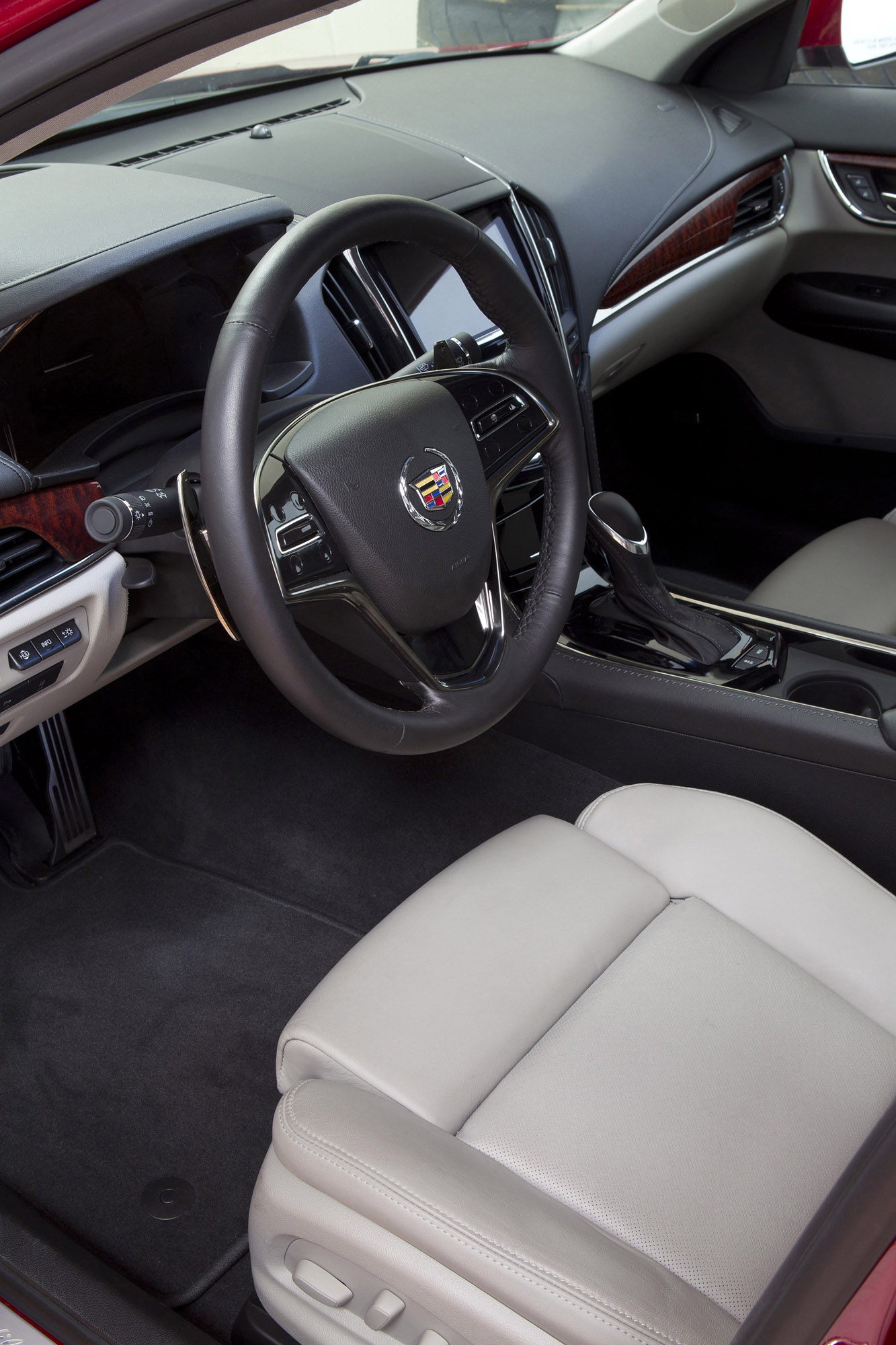 Cadillac ATS photo #26