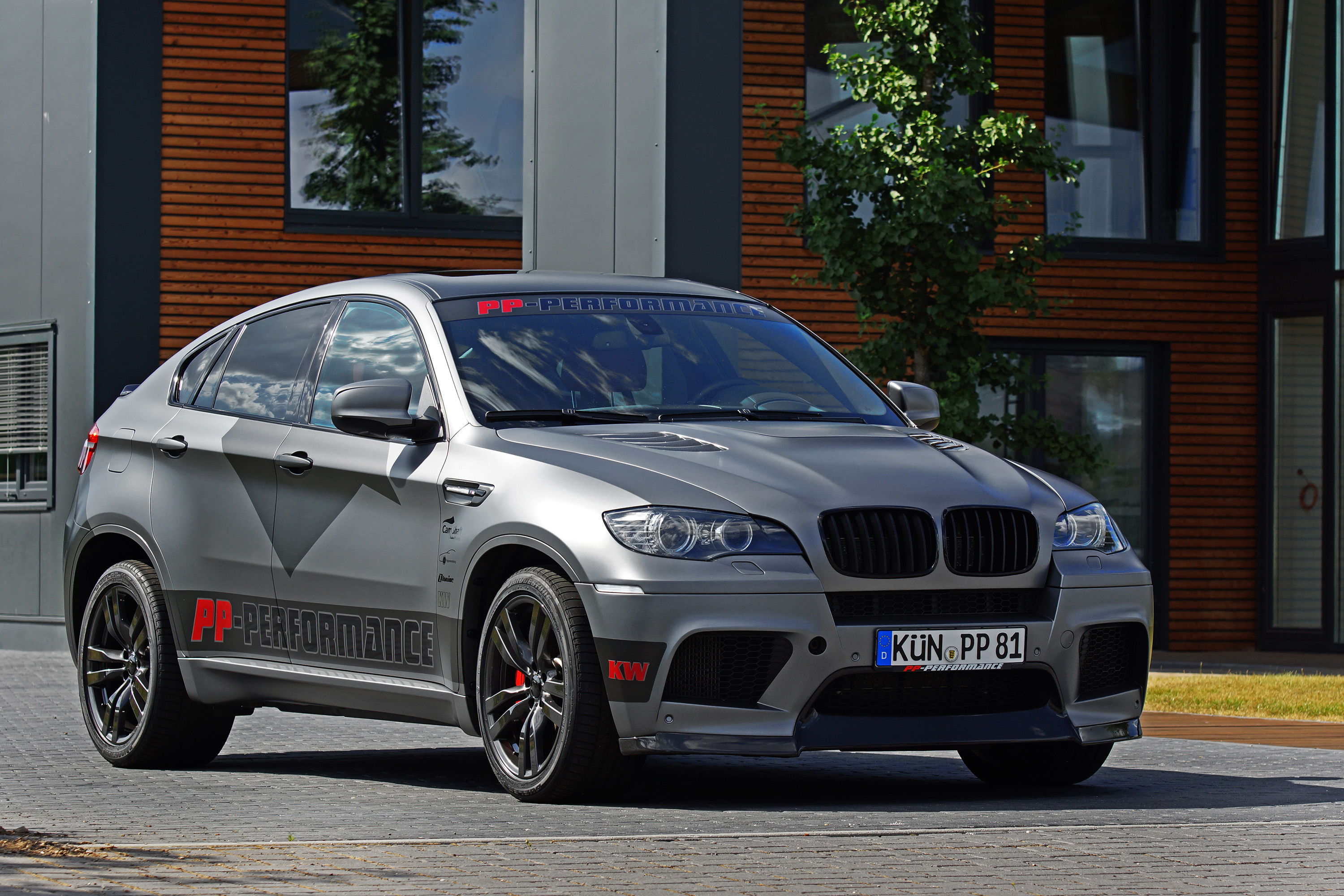 Cam Shaft BMW X6M photo #1