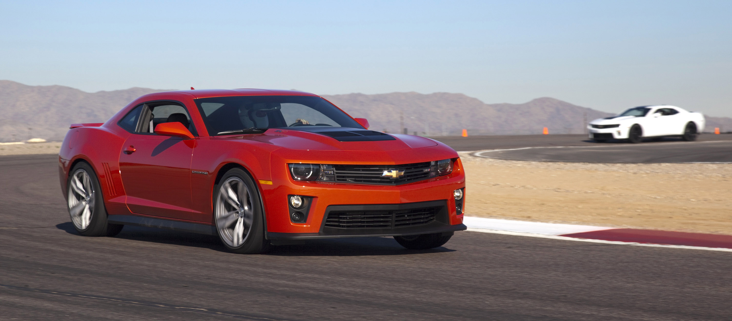 Chevrolet Camaro ZL1 photo #2