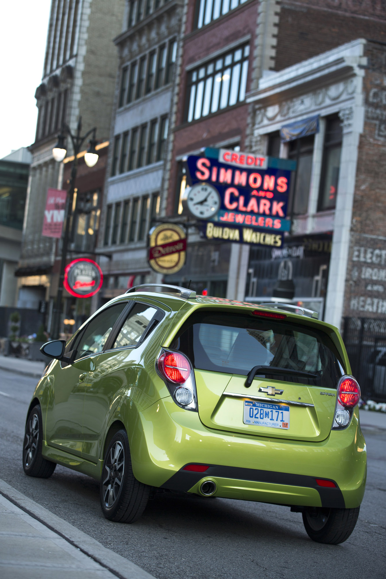 Chevrolet Spark photo #28