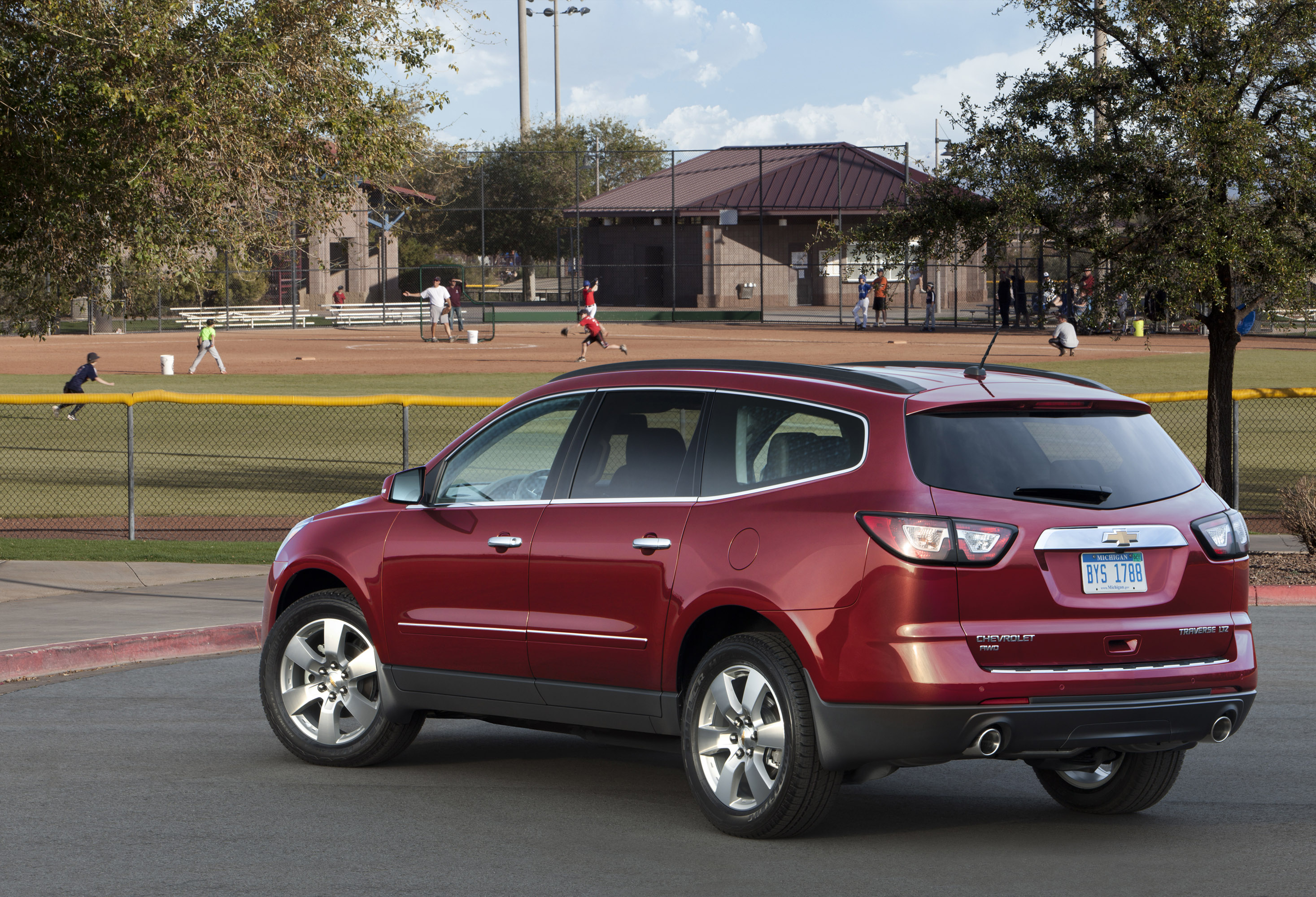 Chevrolet Traverse photo #16