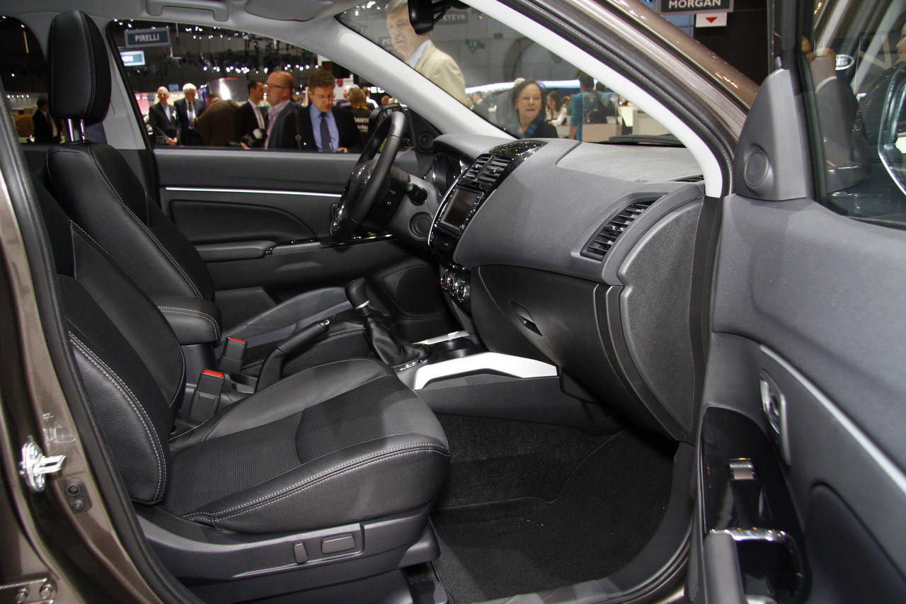 Citroen C4 Aircross photo #59