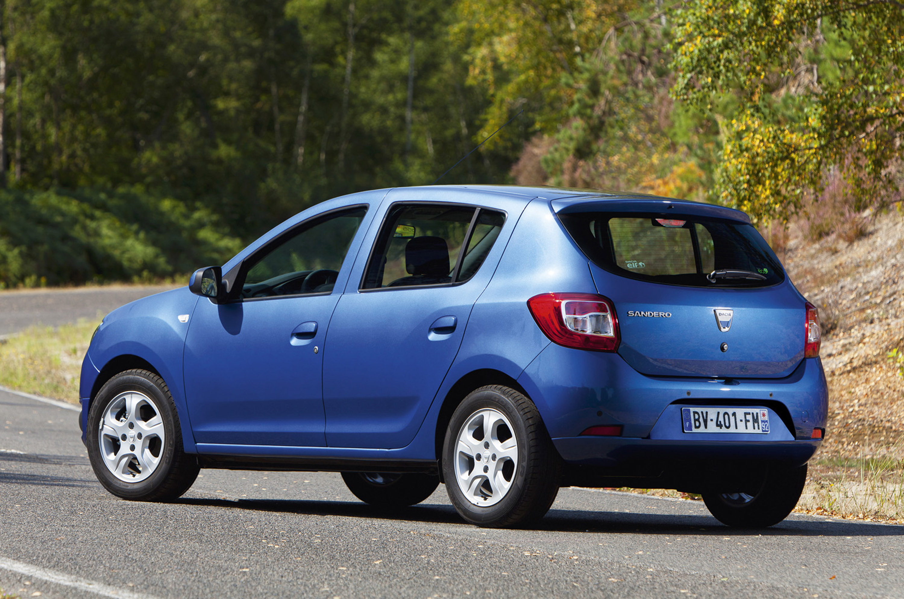 3 Dacia Logan & Sandero photo #16