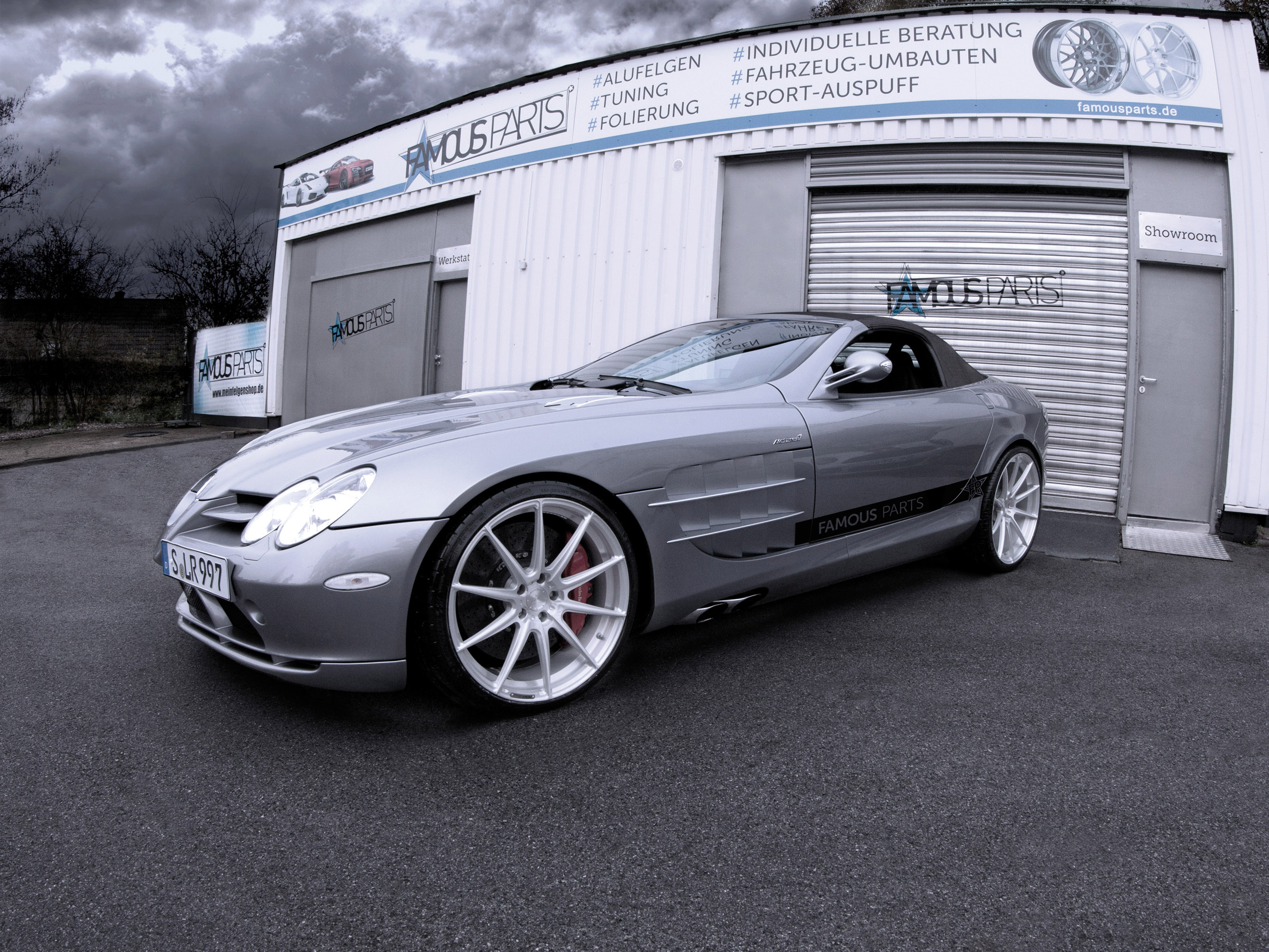 Famous Parts Mercedes SLR McLaren Roadster photo #2