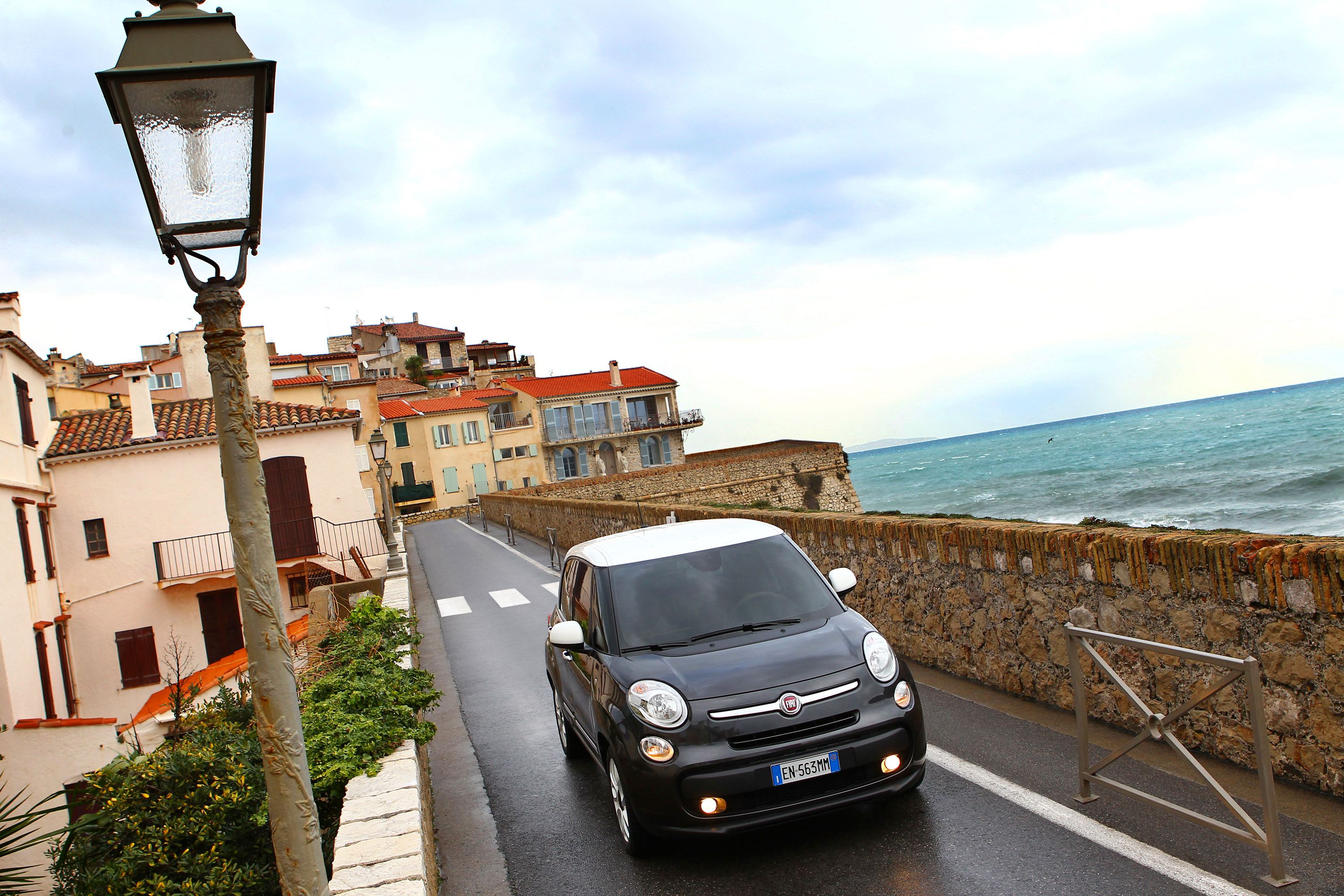 Fiat 500L photo #18