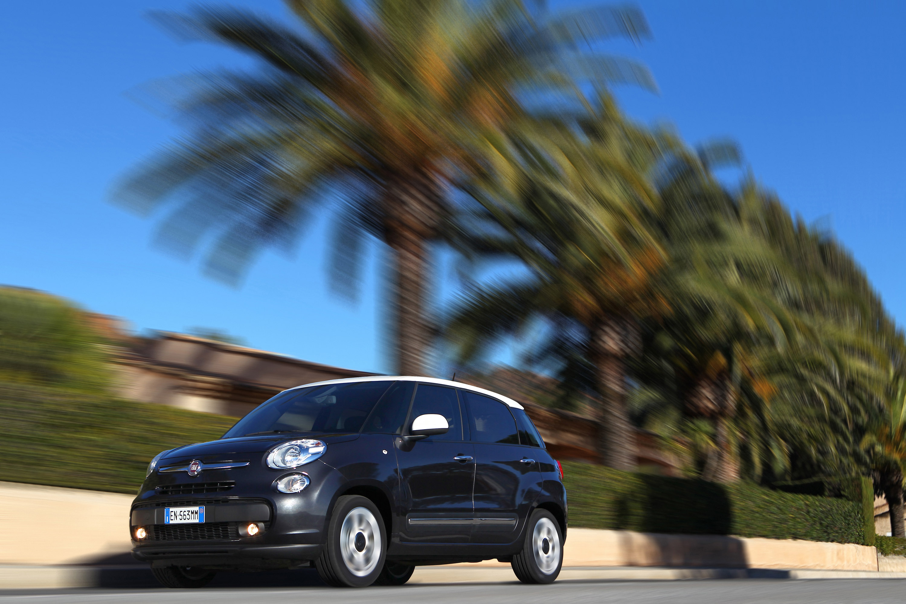 Fiat 500L photo #22