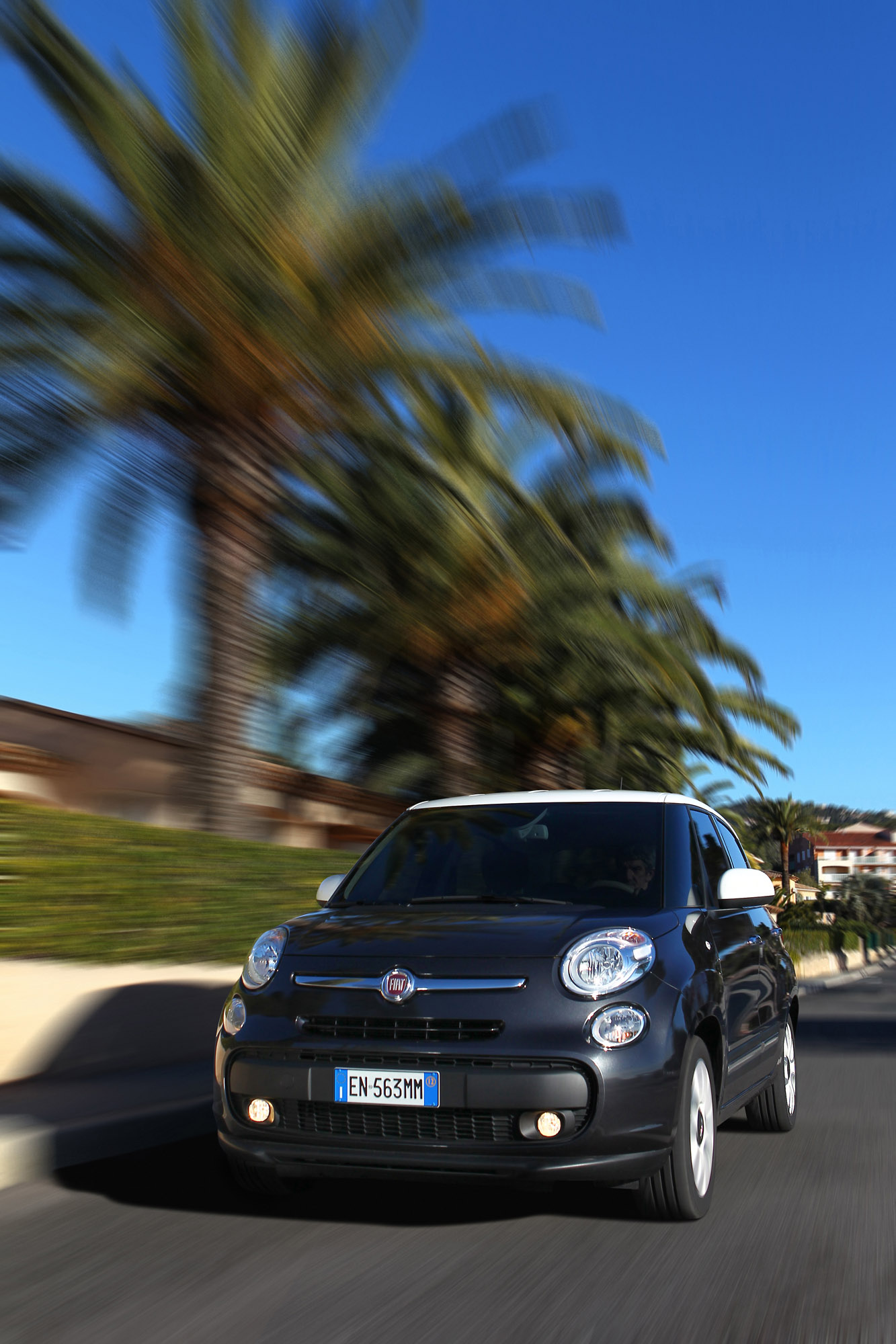 Fiat 500L photo #23