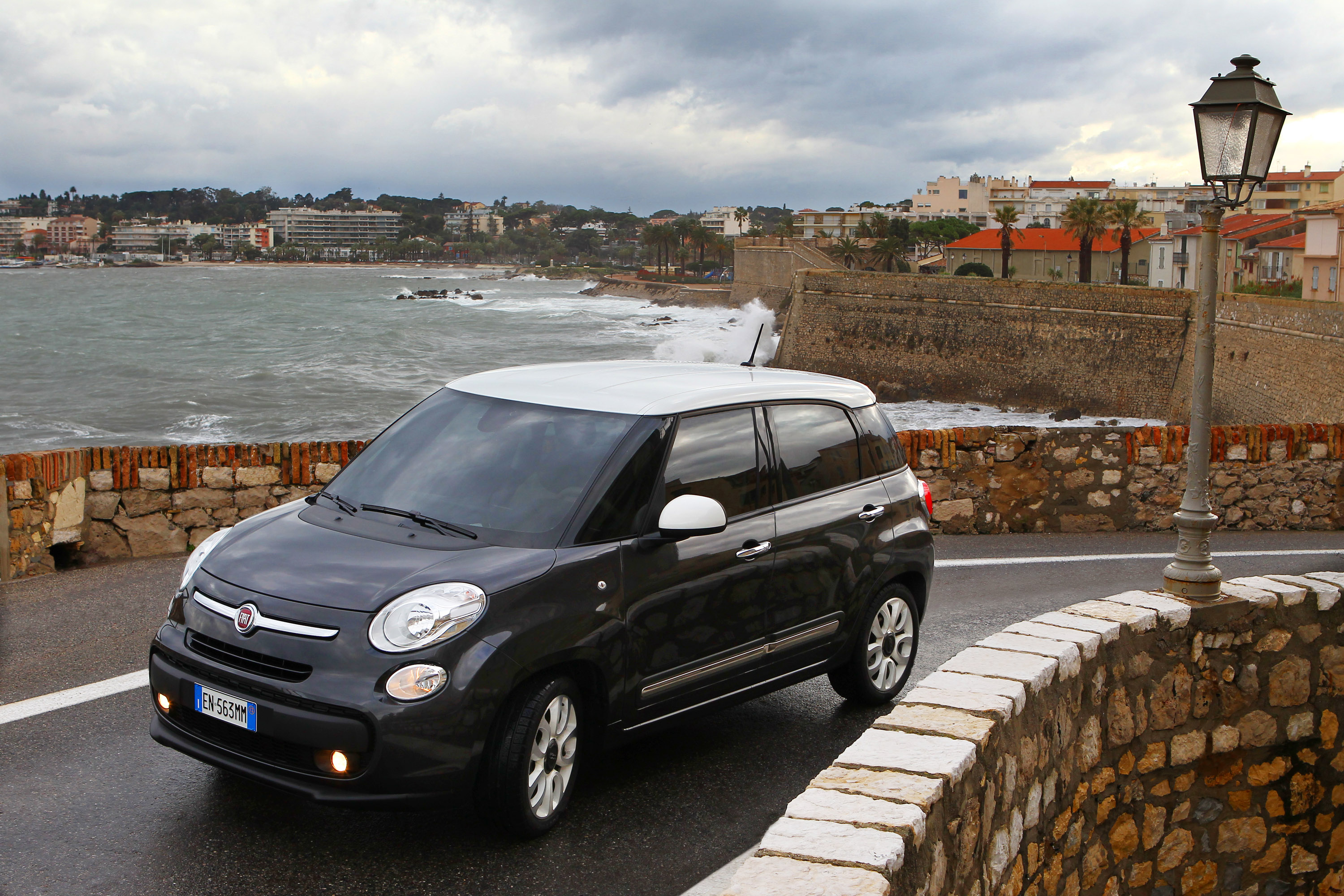 Fiat 500L photo #31