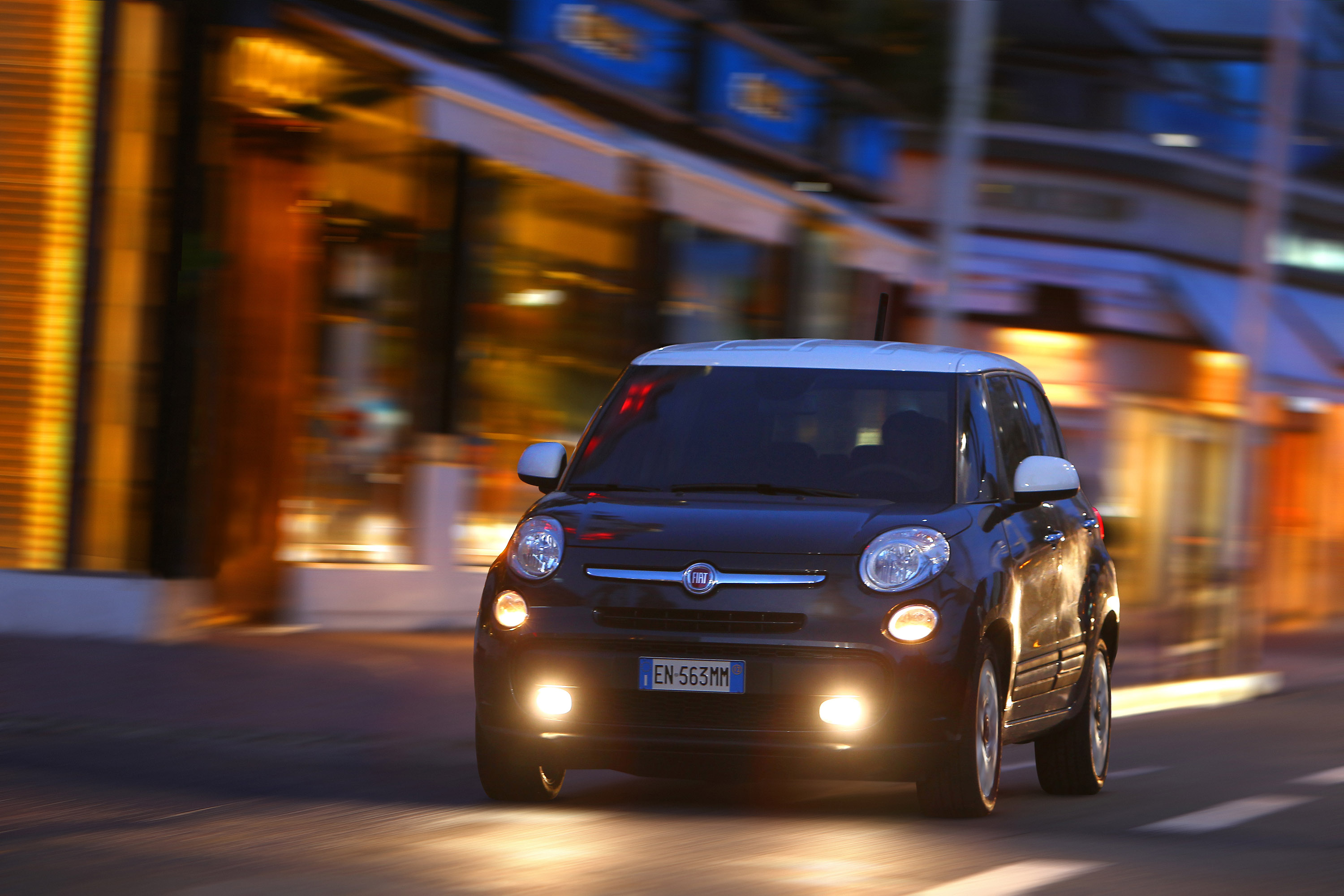 Fiat 500L photo #34
