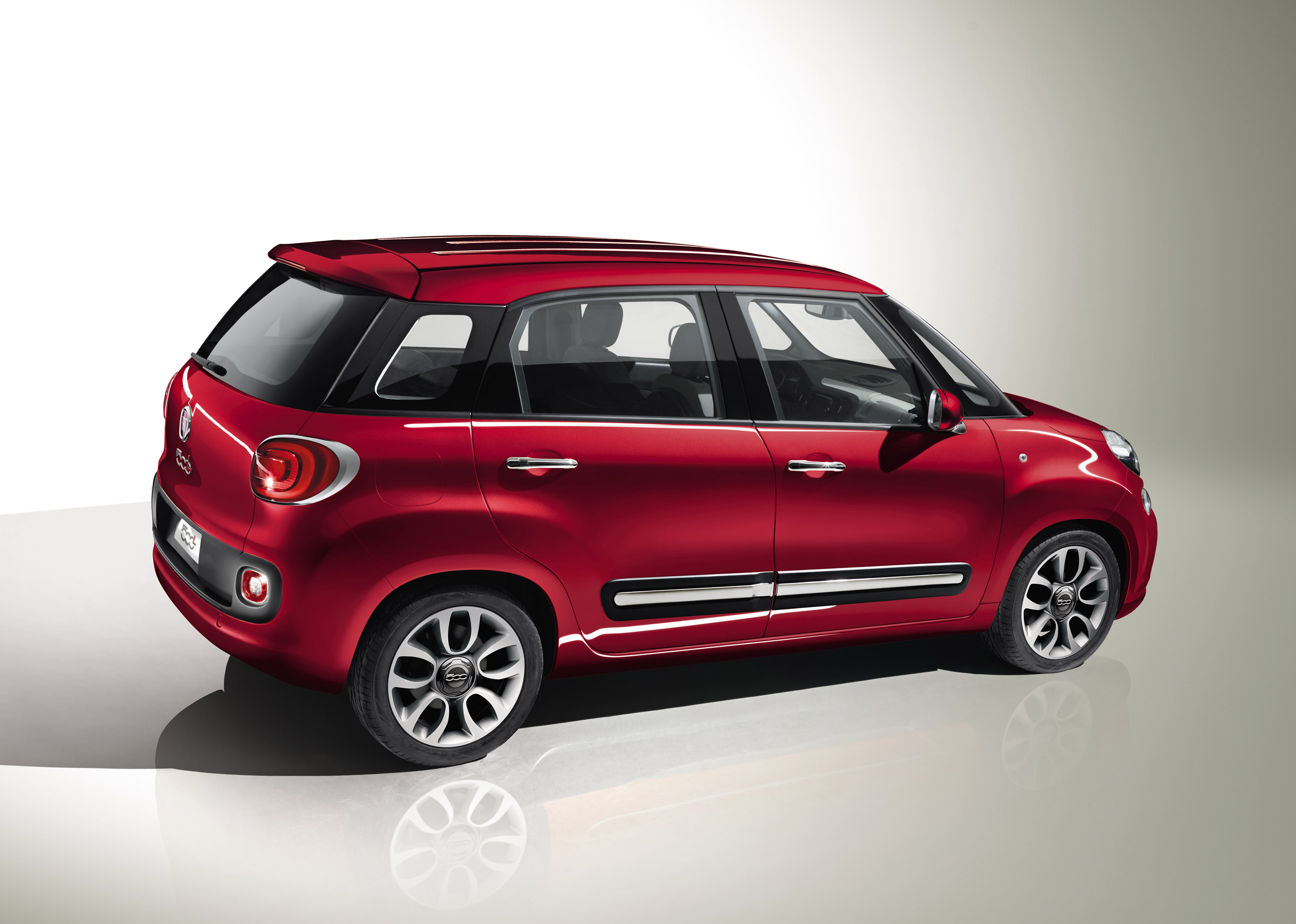 Fiat 500L photo #42