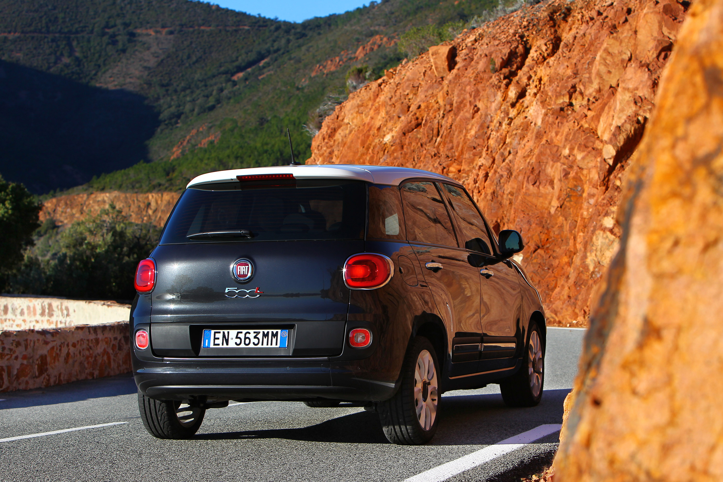 Fiat 500L photo #43