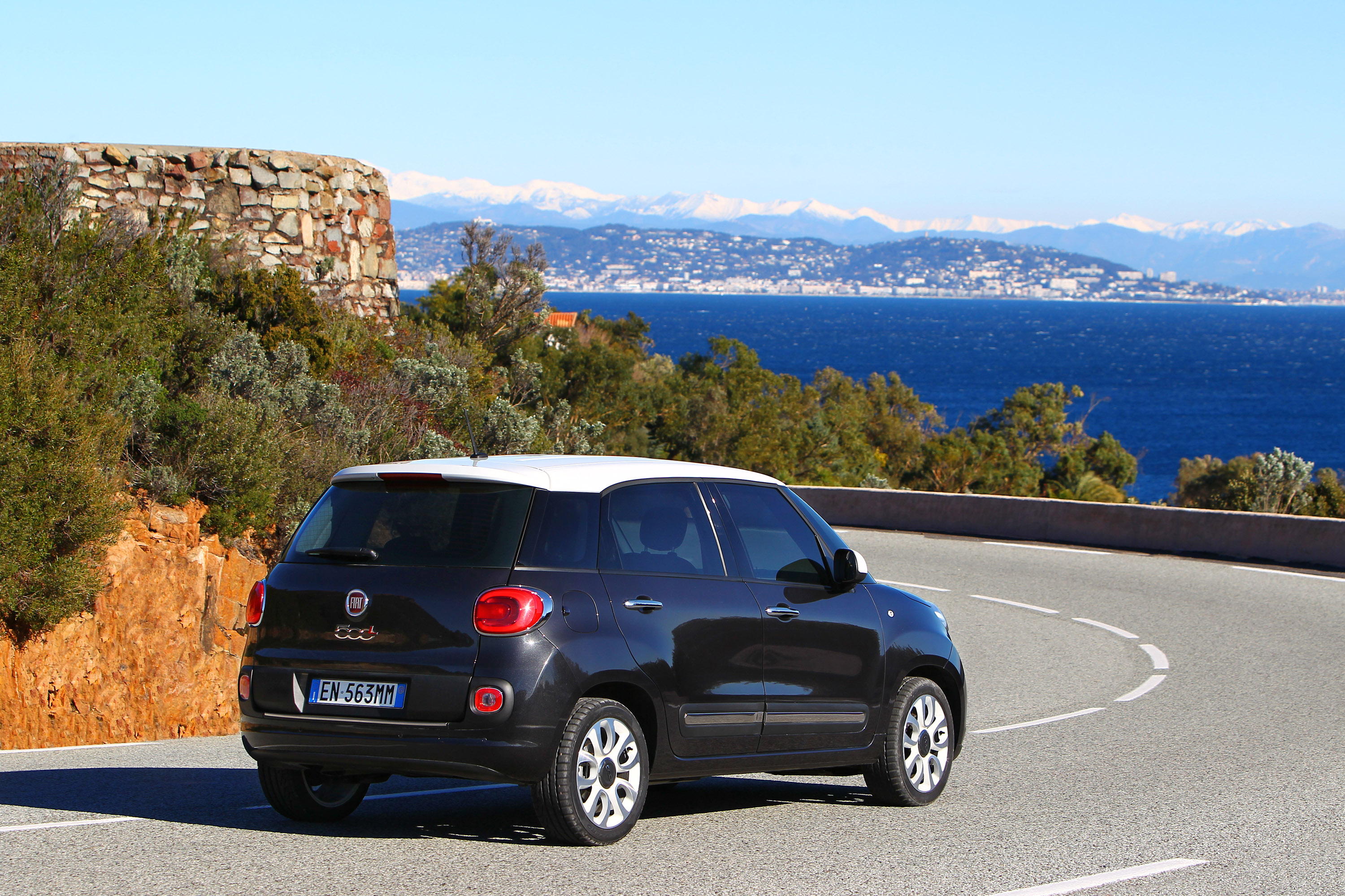 Fiat 500L photo #44