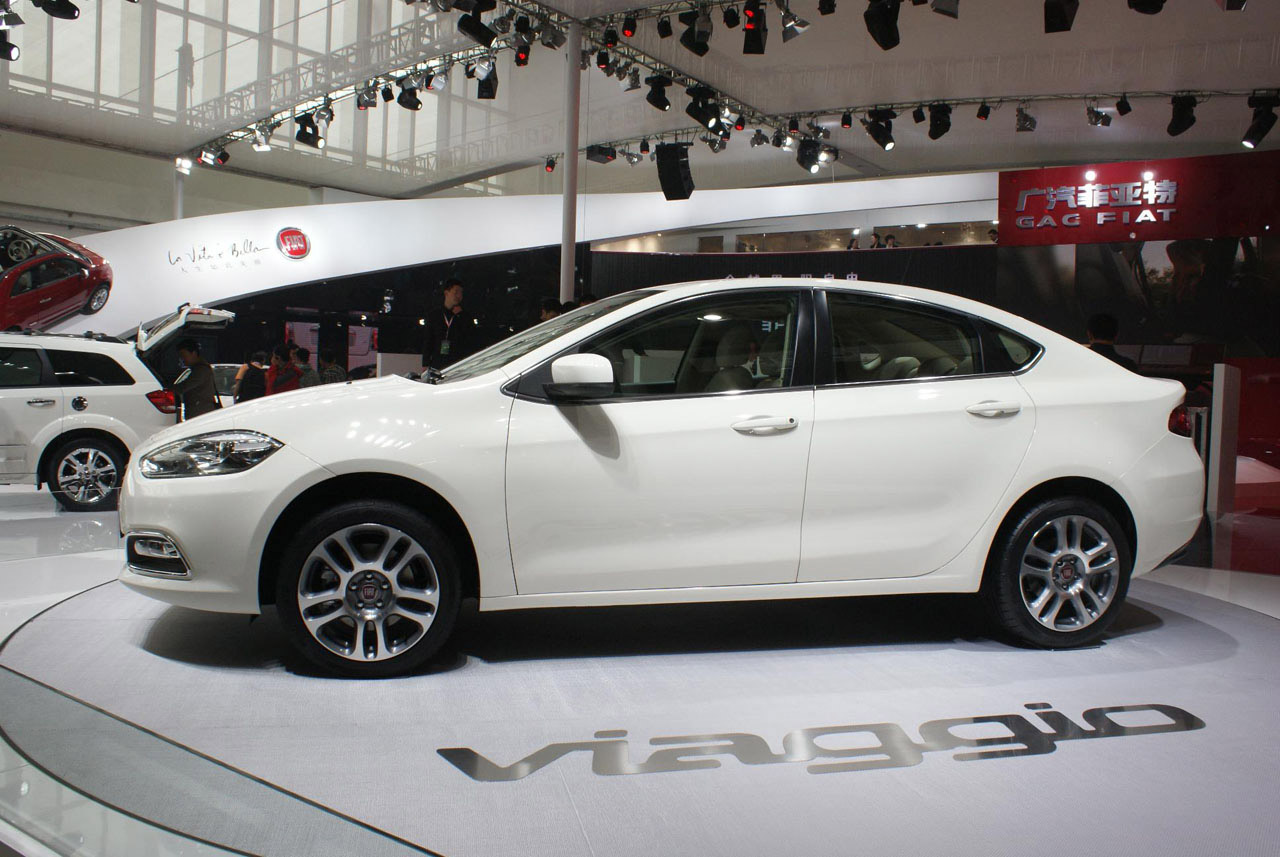 Fiat Viaggio photo #4