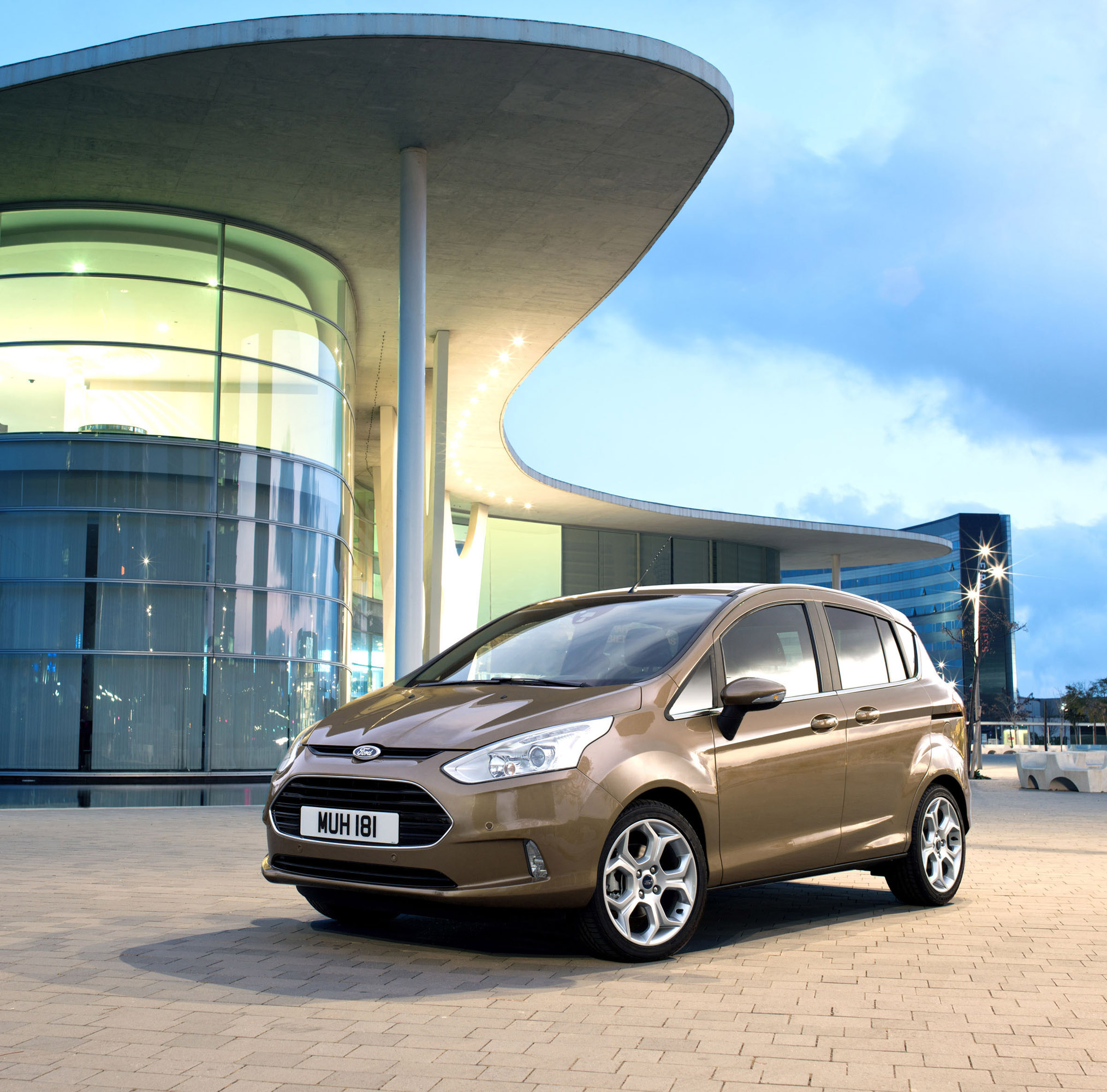 Ford B-MAX photo #2