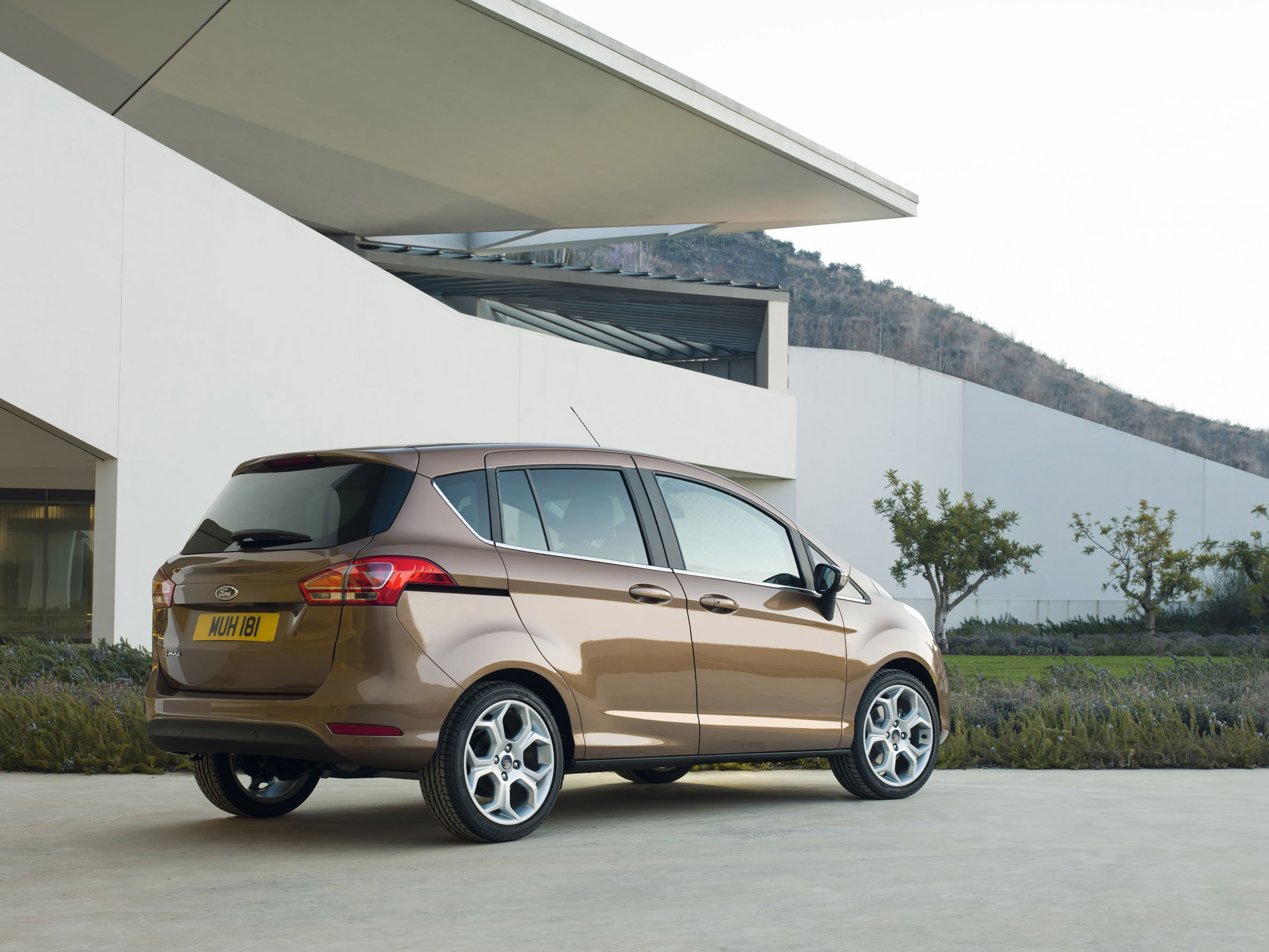 Ford B-MAX photo #20