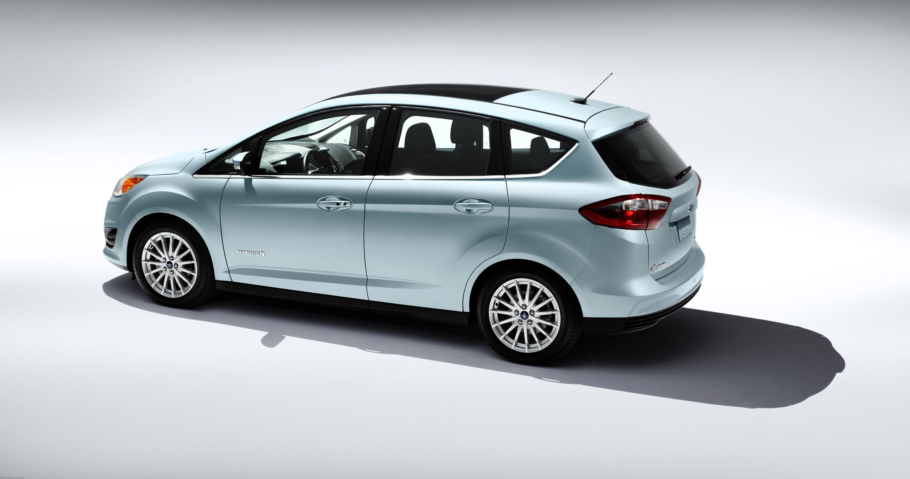 Ford C-MAX Hybrid photo #18
