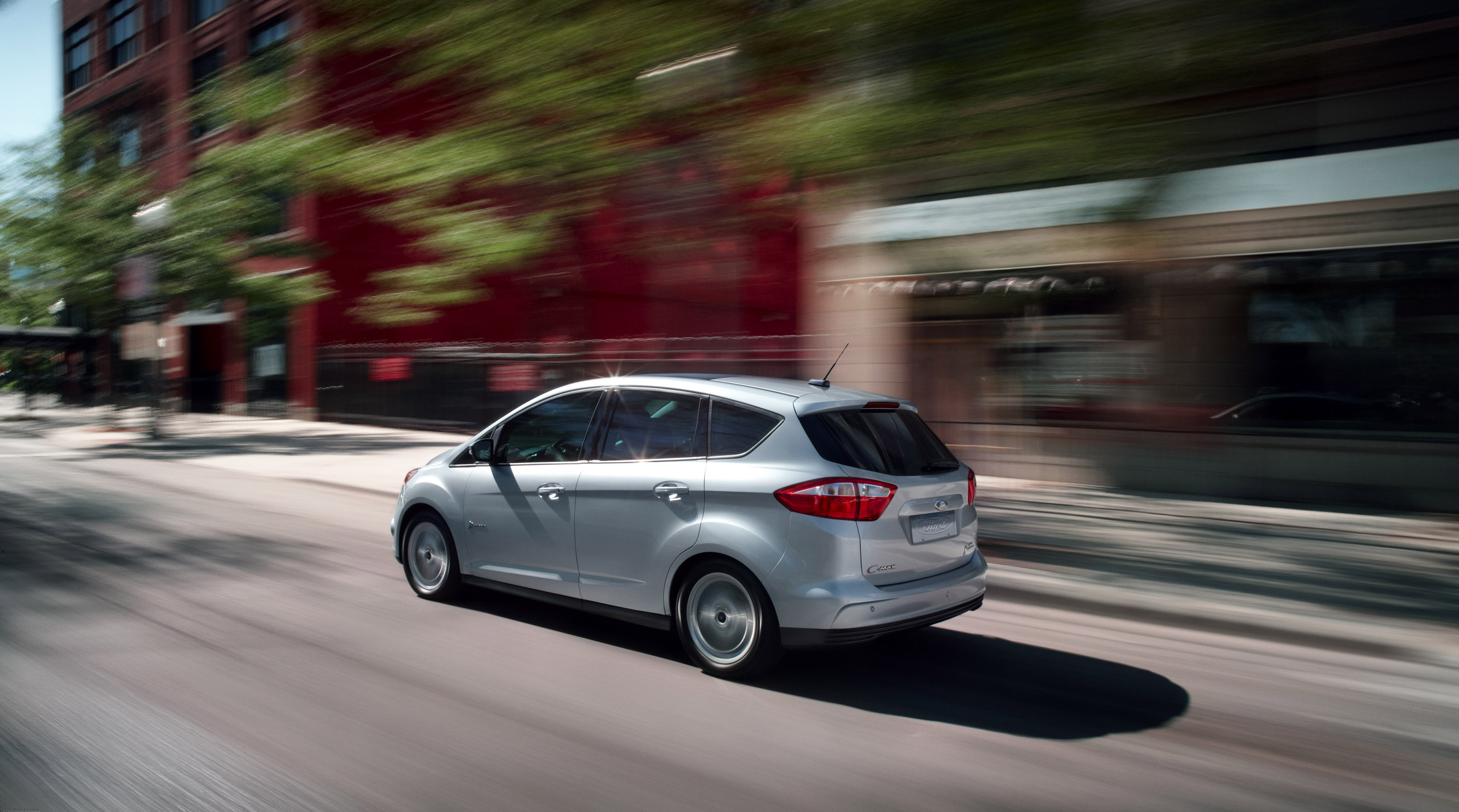 Ford C-MAX Hybrid photo #20