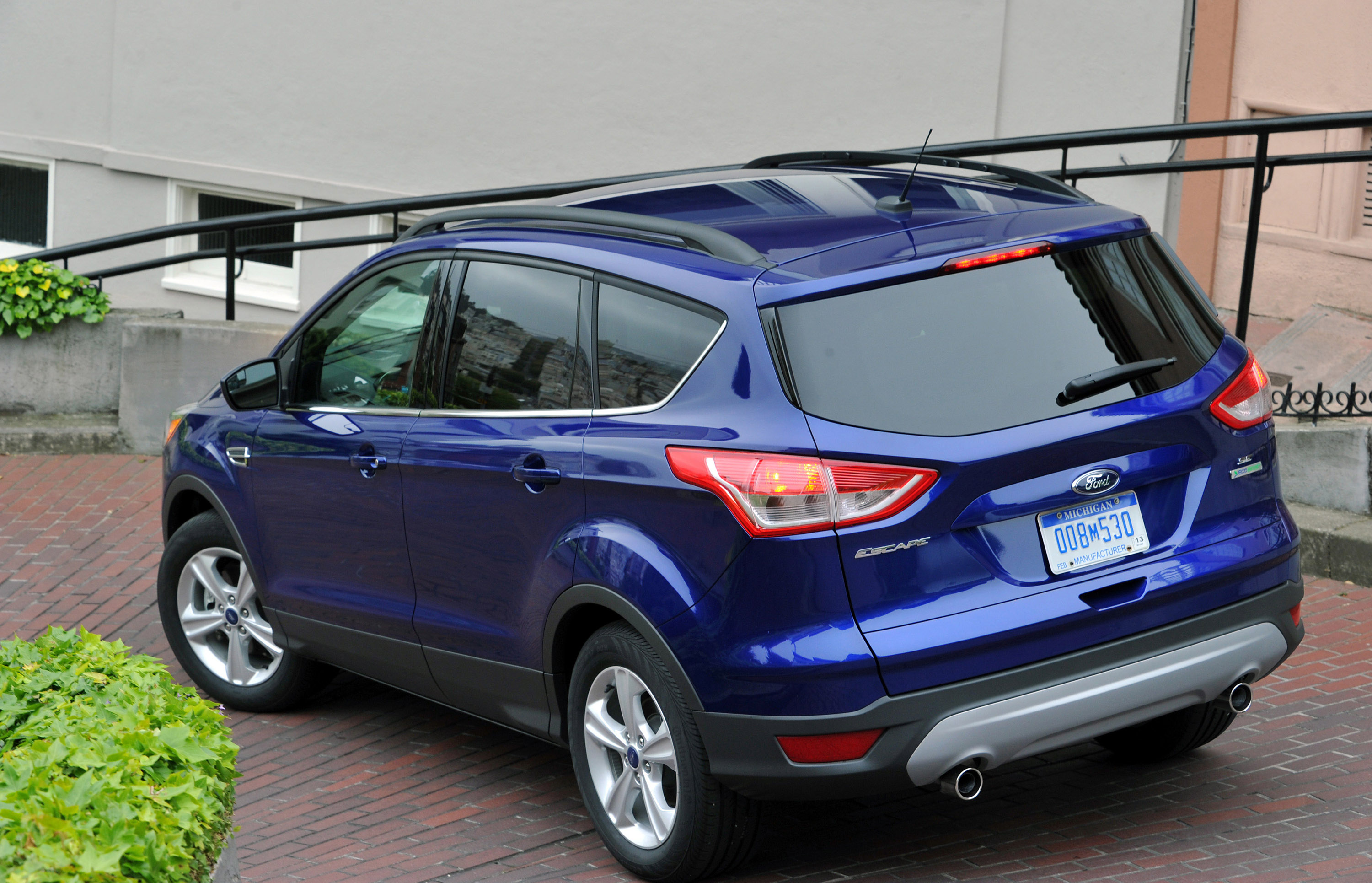 Ford Escape photo #18