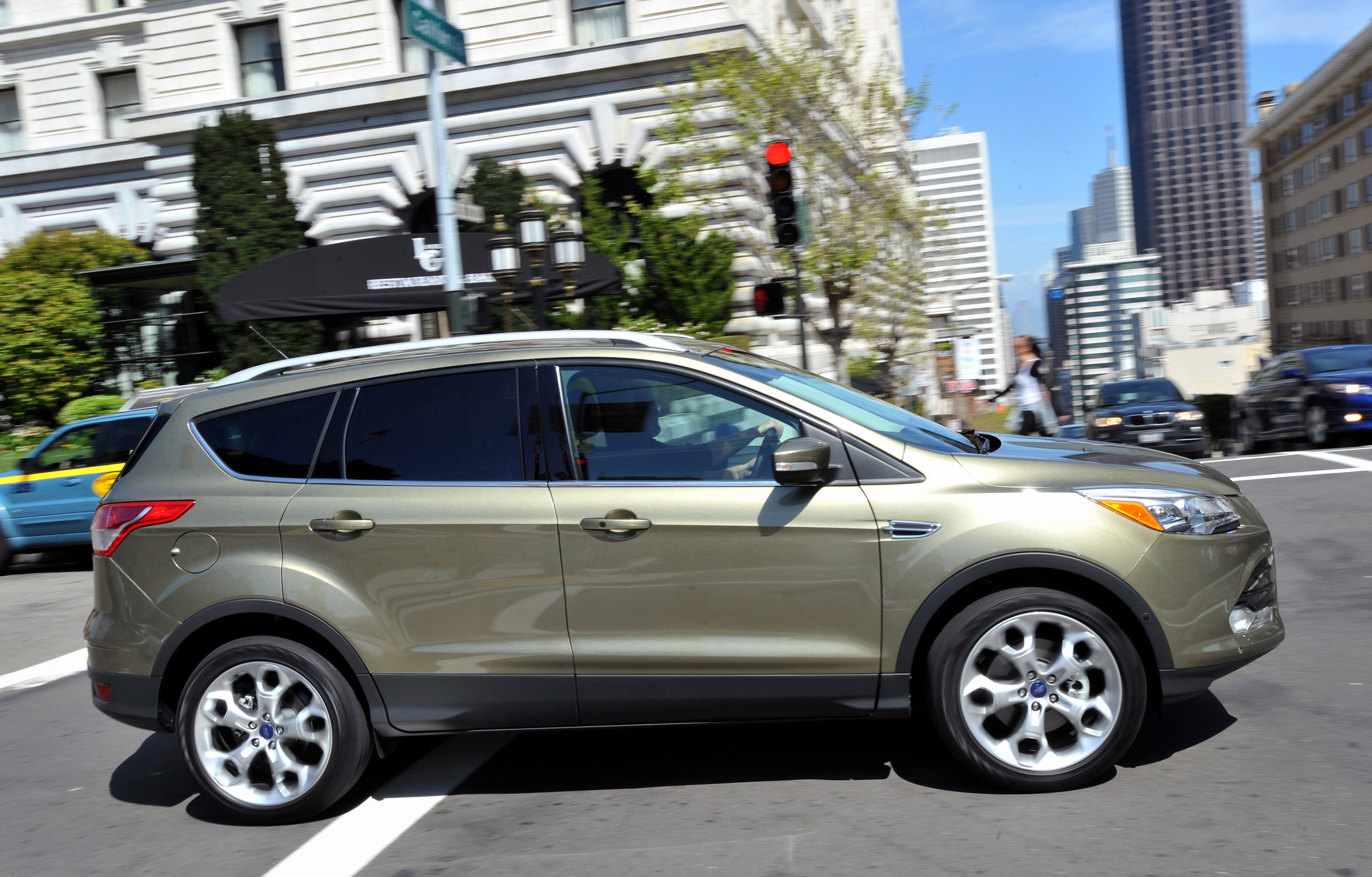 Ford Escape photo #46