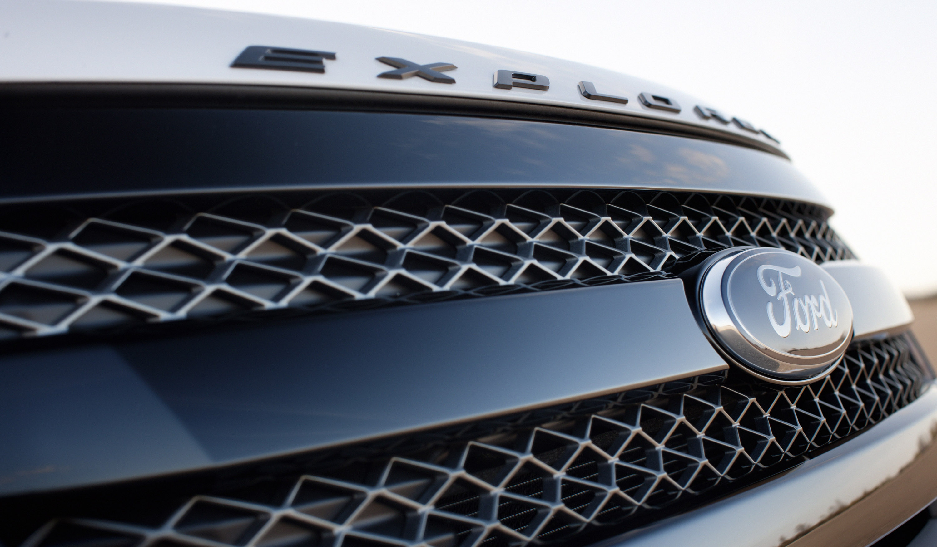 Ford Explorer Sport photo #27