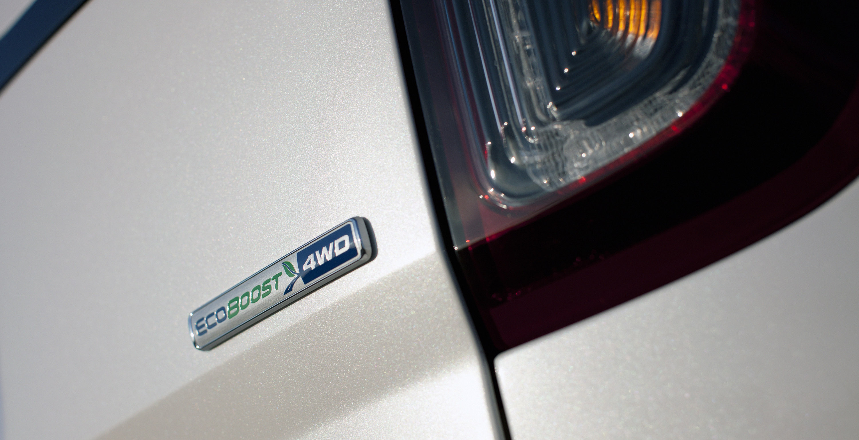 Ford Explorer Sport photo #29